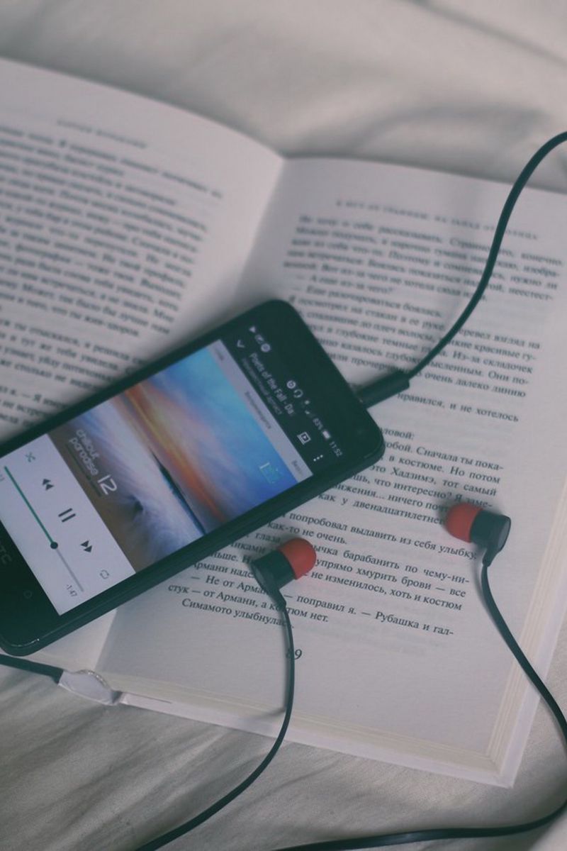 Наушники обои на телефон