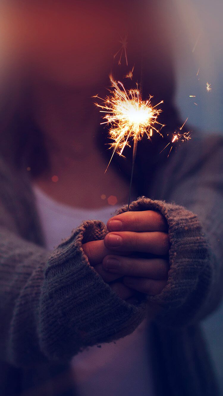 750x1334  Новогодняя подборка обоев для iPhone и iPad | AppleInsider.ru