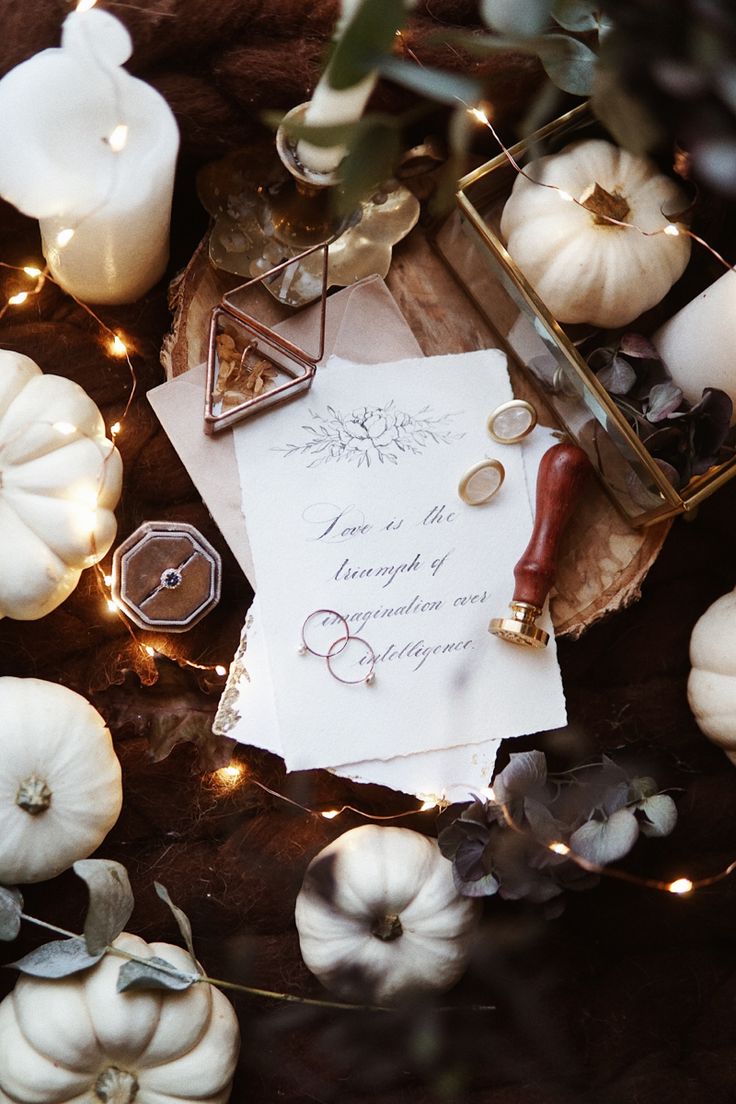 736x1104  Обои на телефон| осень | Place card holders, Table decorations, Place cards