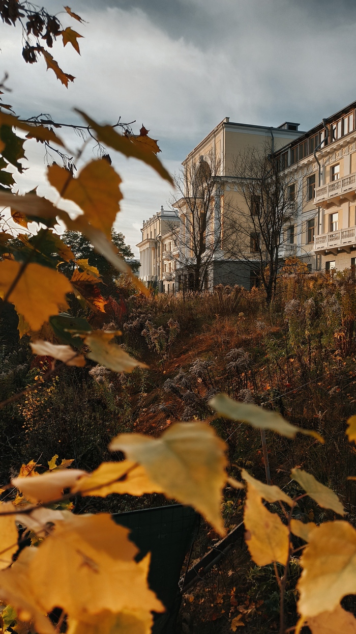 700x1245  Absolutely beautiful! - Phone | Winter in new york, New york wallpaper,  City wallpaper