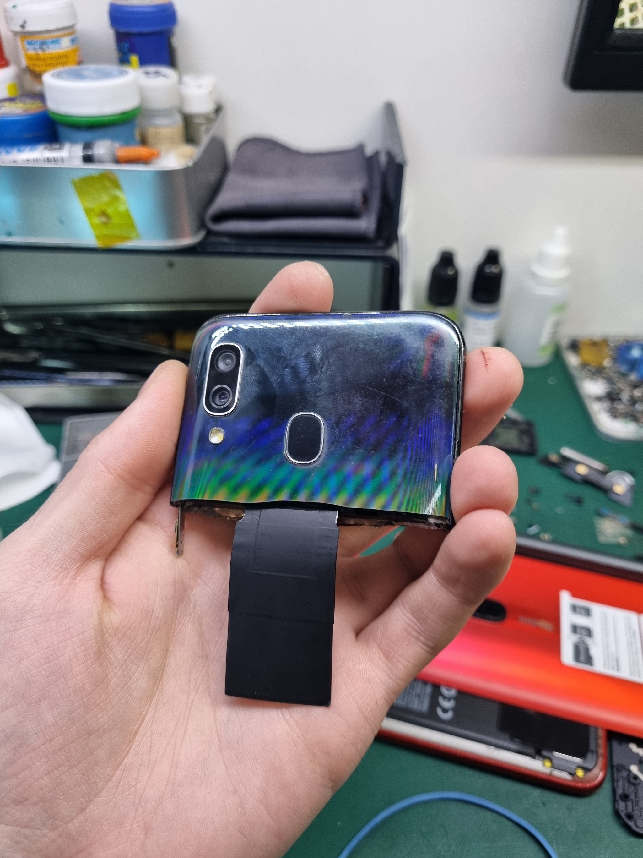 2048x2731  Смартфон Samsung Galaxy A40 - «Стоит брать только если вам нужен  минимальный размер. Во всех остальных случаях лучше поискать что-то  другое.» | отзывы