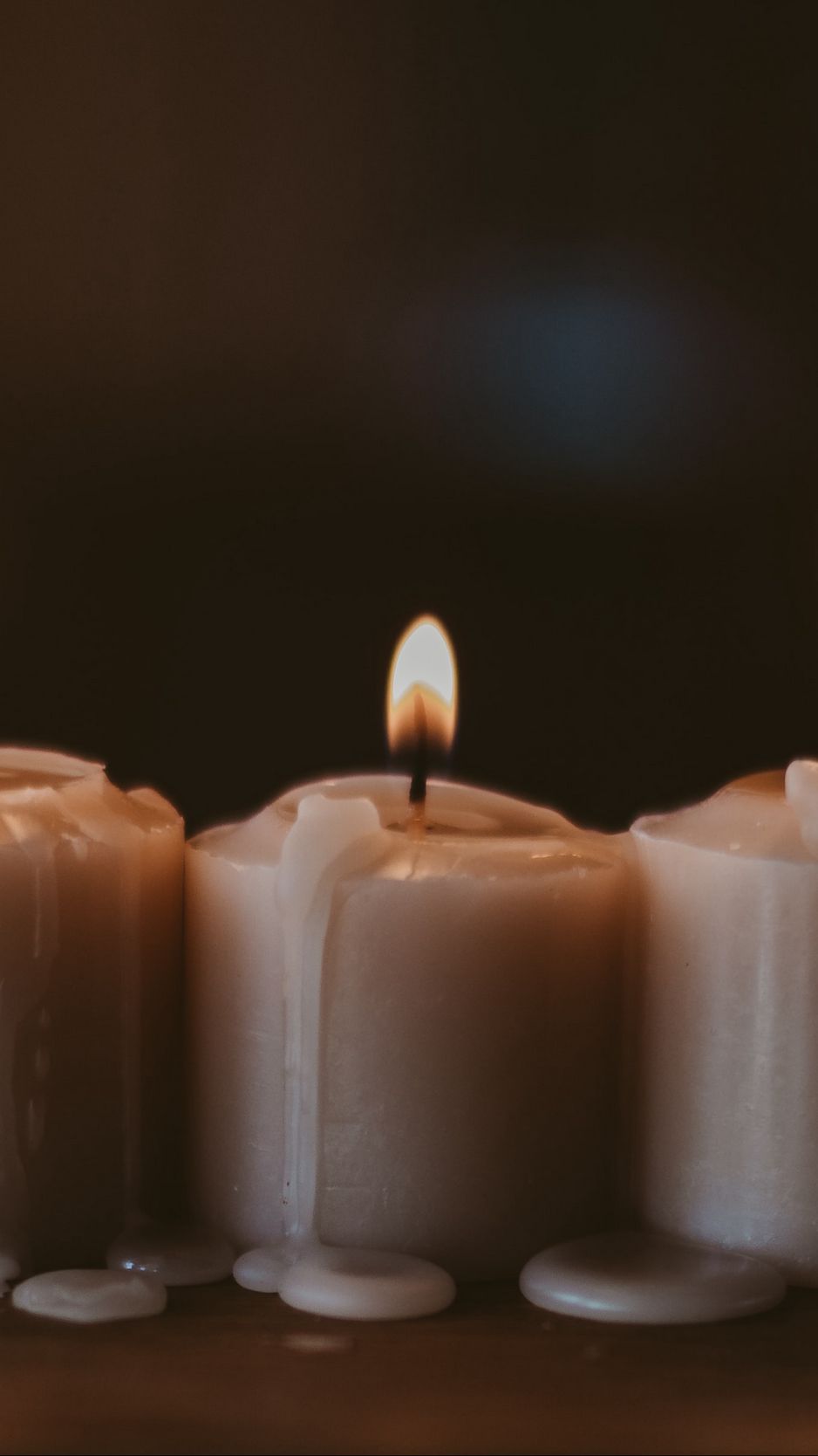 938x1668  Скачать 938x1668 свечи, пламя, воск, огонь, уют обои, картинки iphone  8/7/6s/6 for parallax