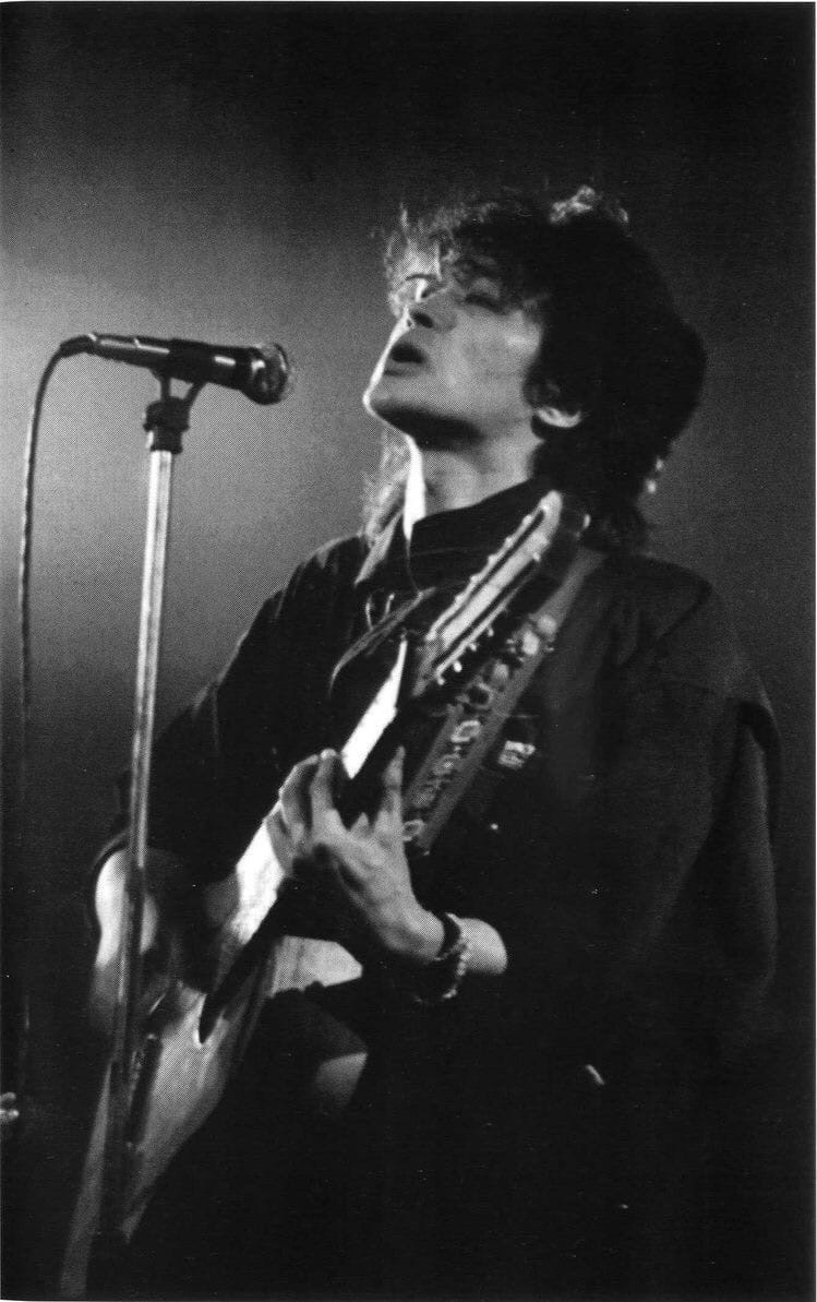 749x1193  Вертикальные обои с Виктором Цоем на заставку телефона » Портал современных  аватарок и картинок