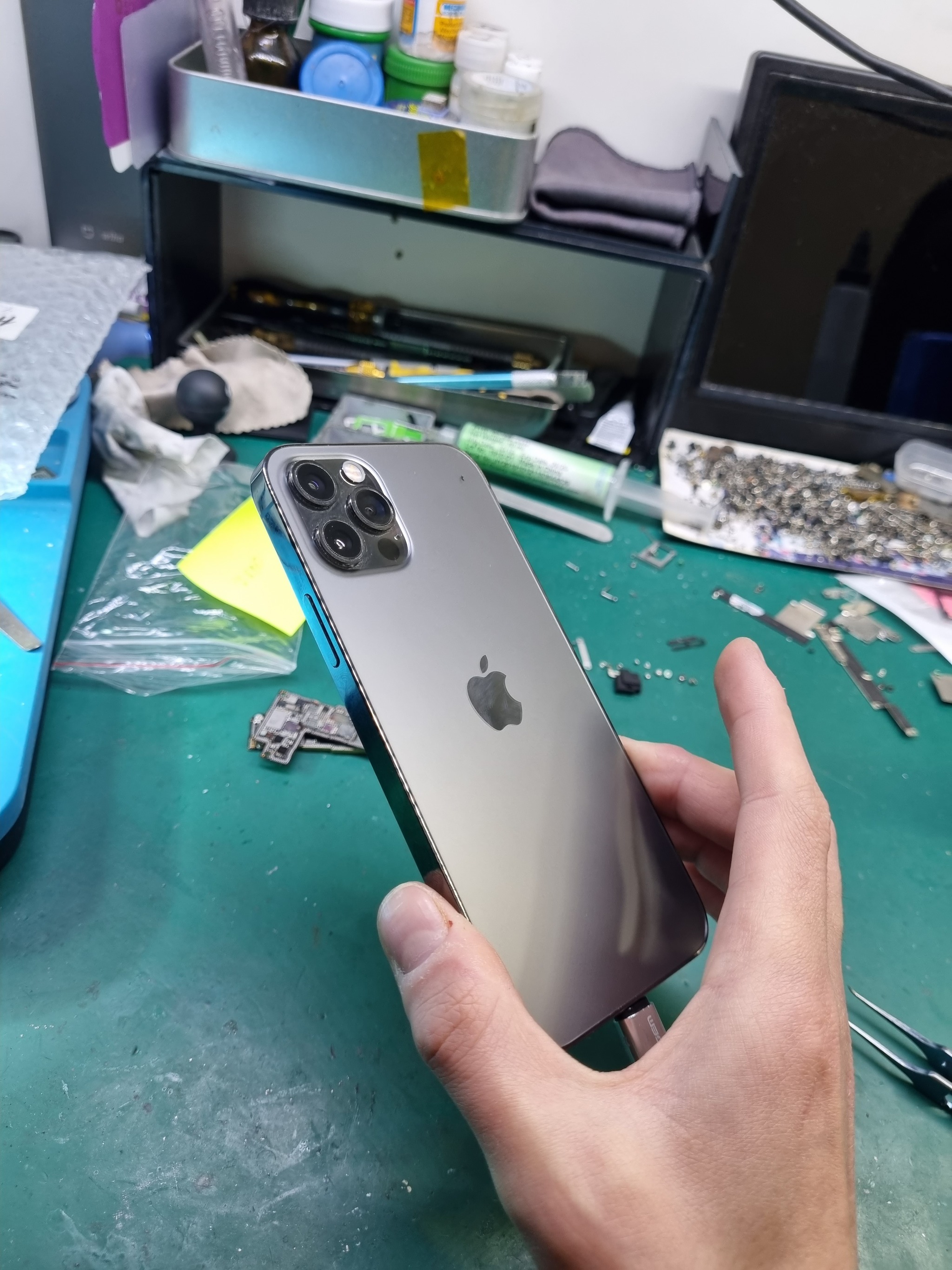 2048x2731  Как правильно нужно тешить свое ЧСВ. Инструкция для @michael.black. Apple  Iphone 12 Pro | Пикабу