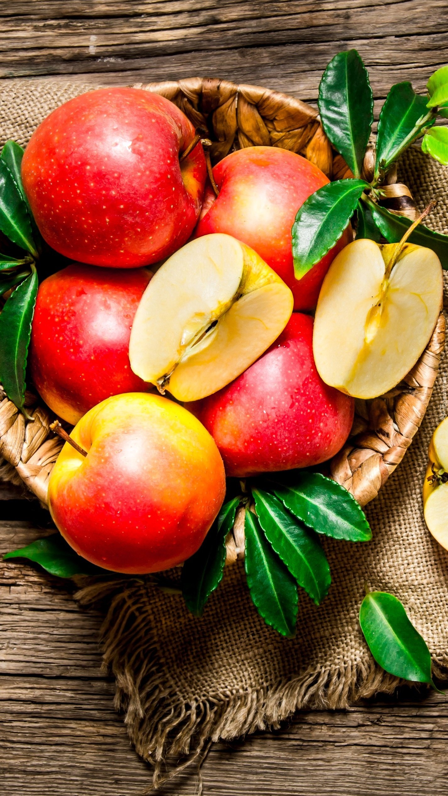 1427x2535  Обои на телефон яблоки - 64 фото