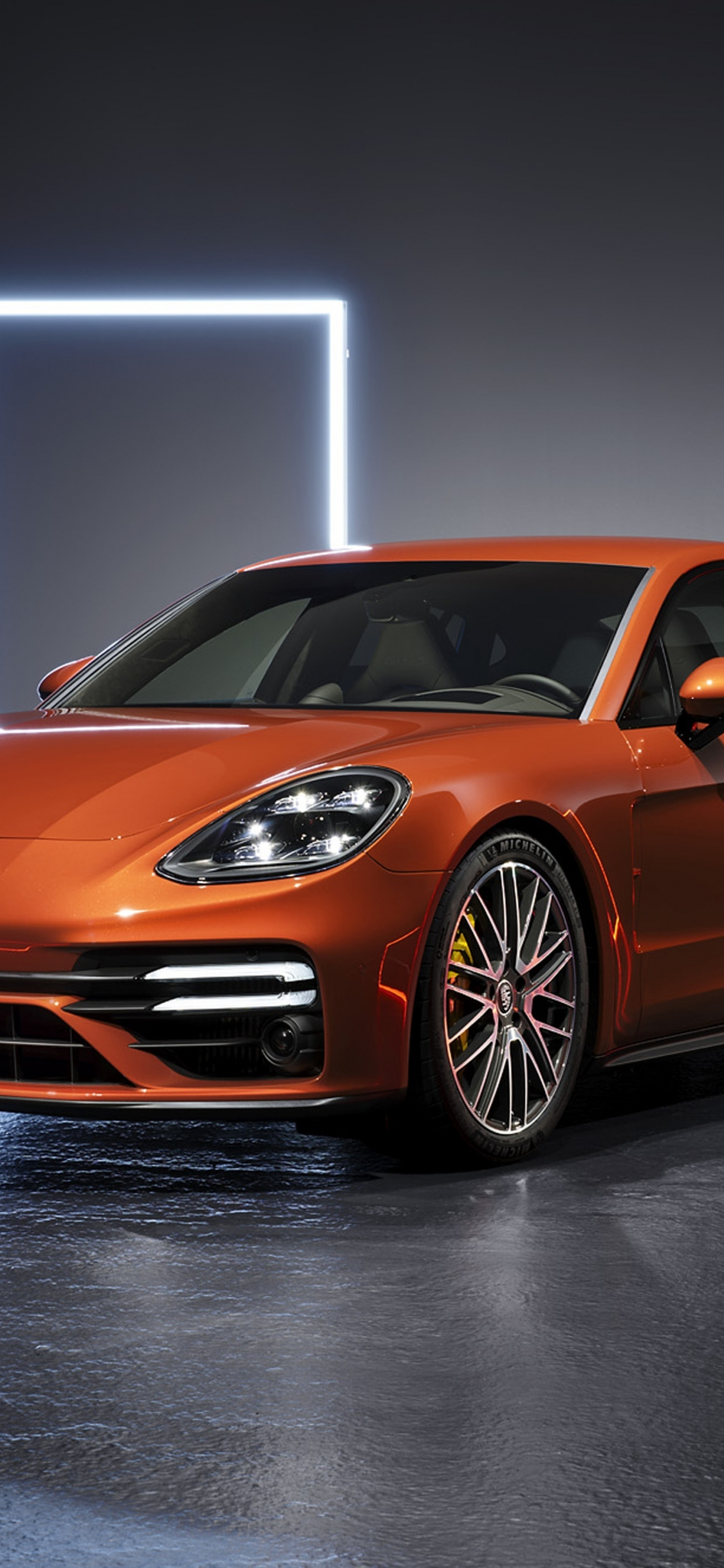 1125x2436  Porsche Panamera обои на телефон (23 фото)