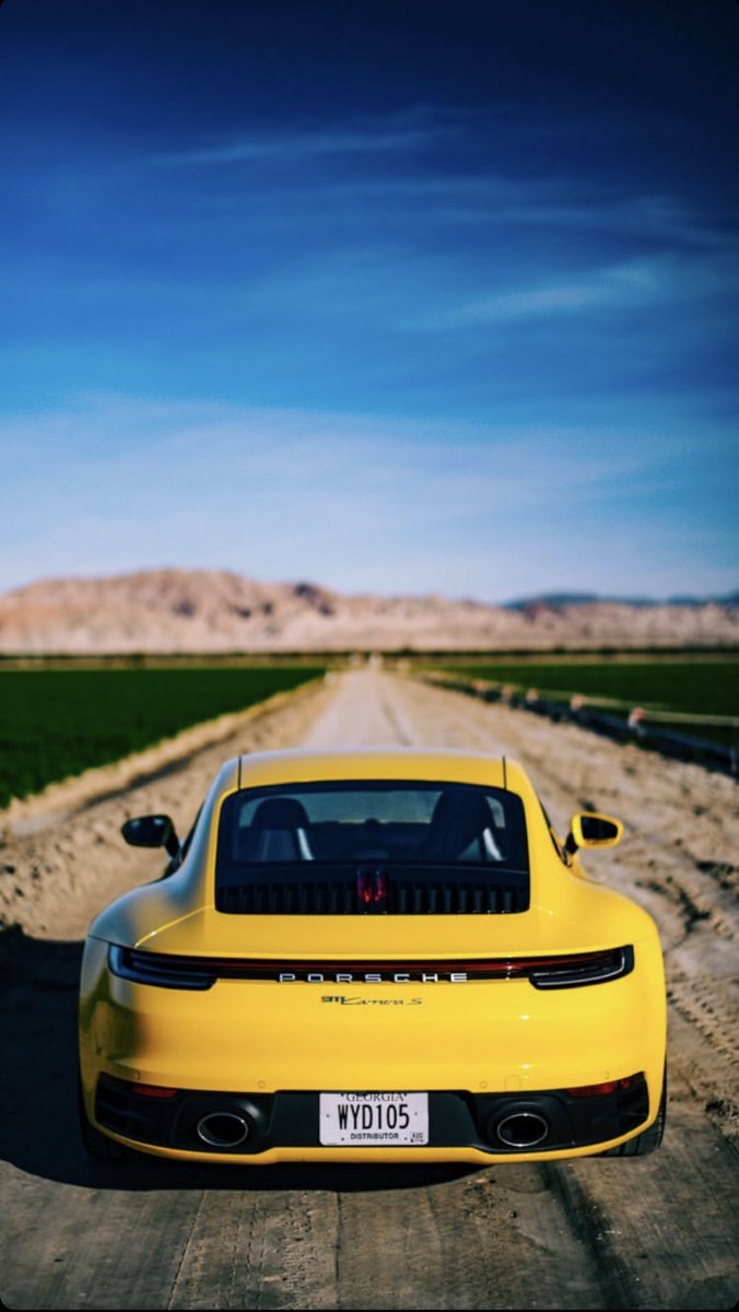 676x1200  Porsche 911 on X: \"#Porsche992 wallpapers 👌🏻🎯 https://t.co/18sEEjoNAz\" /  X