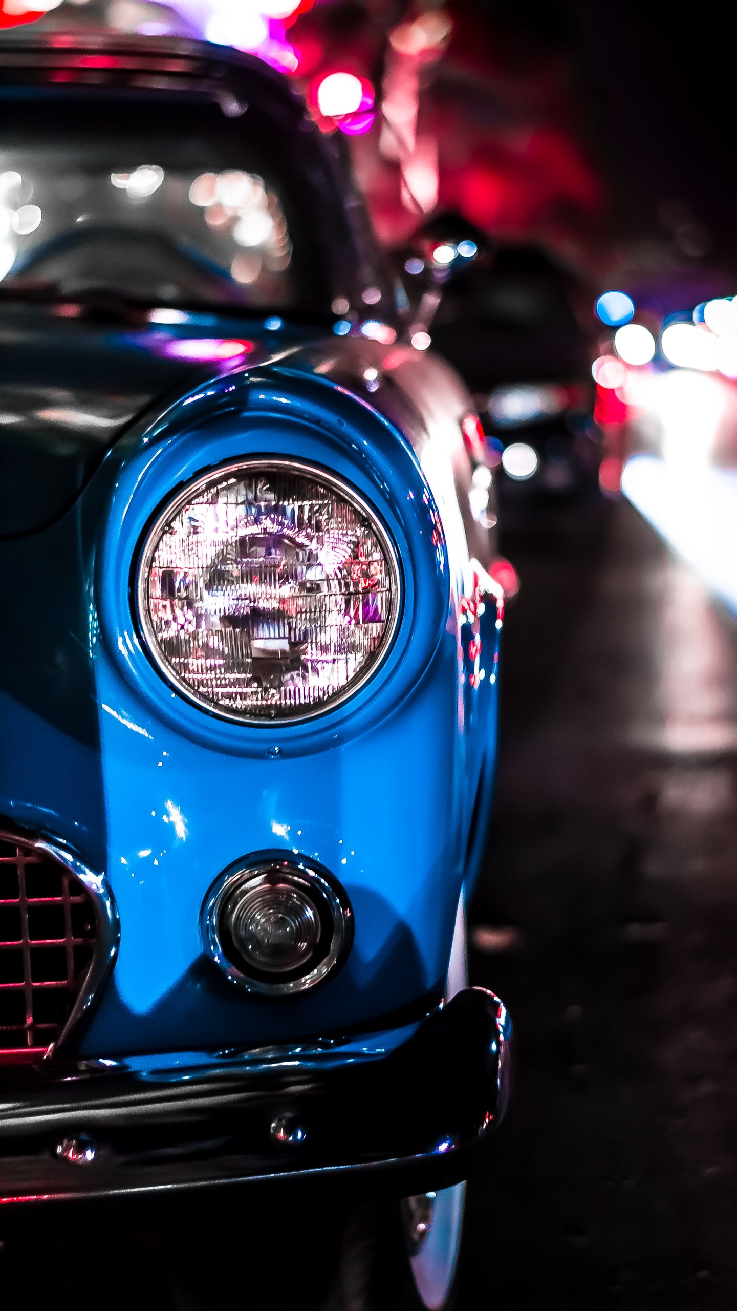 1440x2560  Скачать 800x1420 автомобиль, ретро, зима, снег, снегопад, винтаж, красный,  старый обои, картинки iphone se/5s/5c/5 for parallax