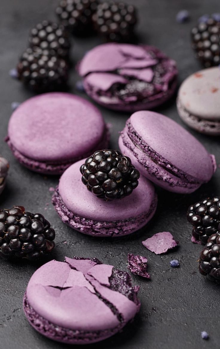 736x1163  Пин от пользователя Ната Гулиева на доске Обои на телефон | Мини-десерты,  Вкусняшки, Сладкие удовольствия