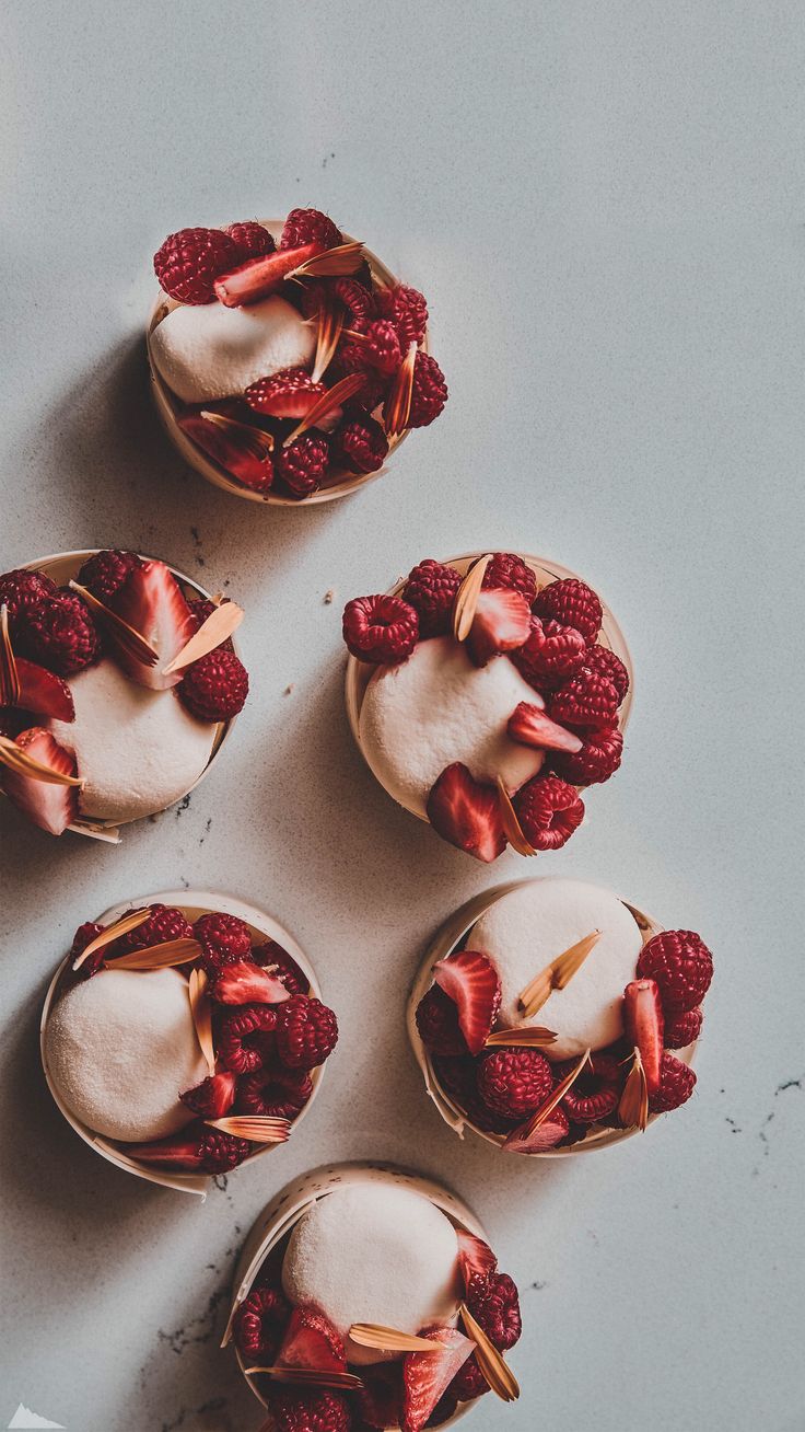 736x1308  Малина обои на телефон | Еда на рождество, Еда, Сладкие удовольствия