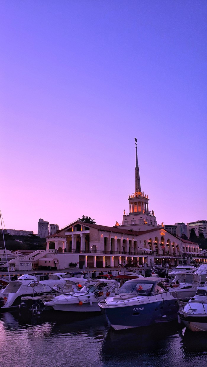 700x1244  Обои с видами «Роза Хутор»