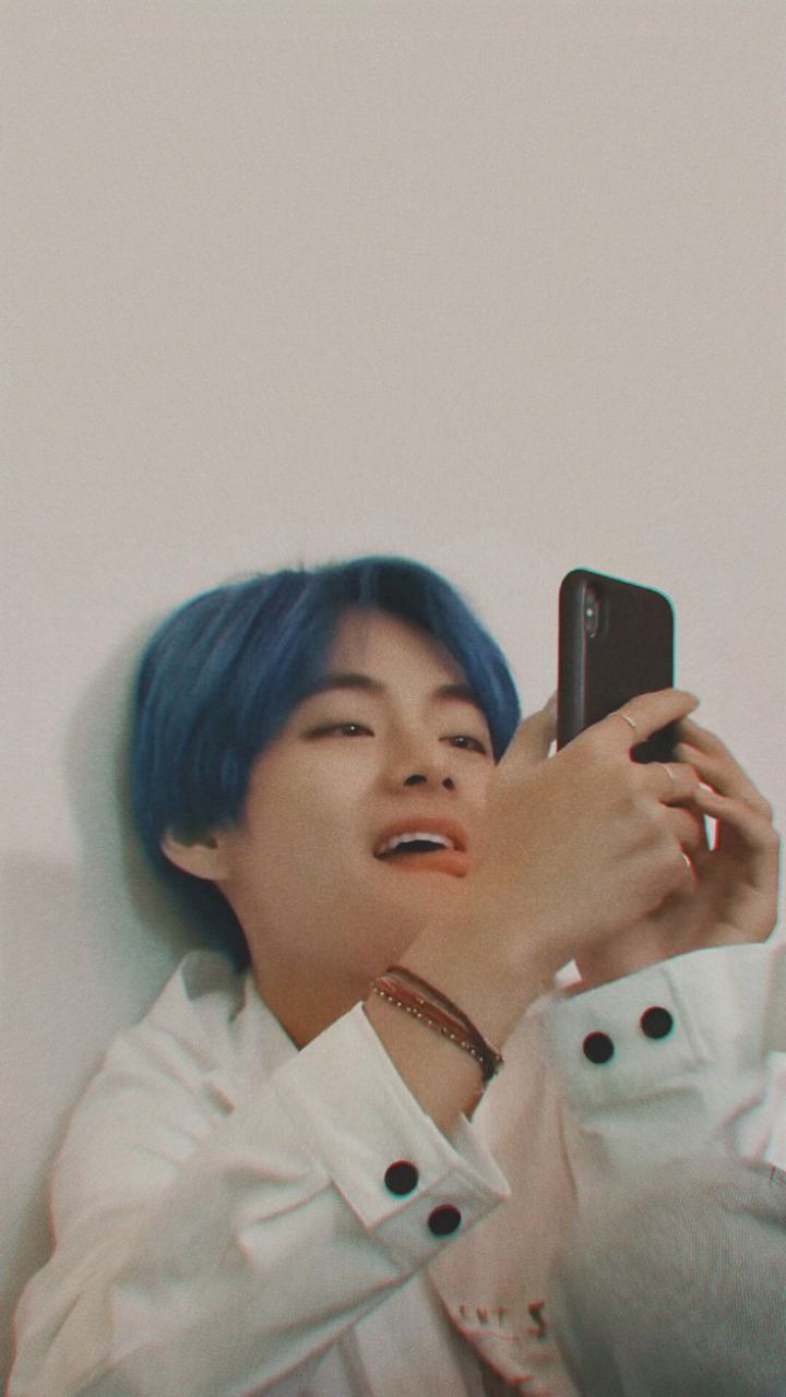 720x1280  V #KimTaehyung #Taehyung #BTS #bts #Ви #КимТэхён #Тэхён #БТС | Kim  taehyung, Bts taehyung, Taehyung