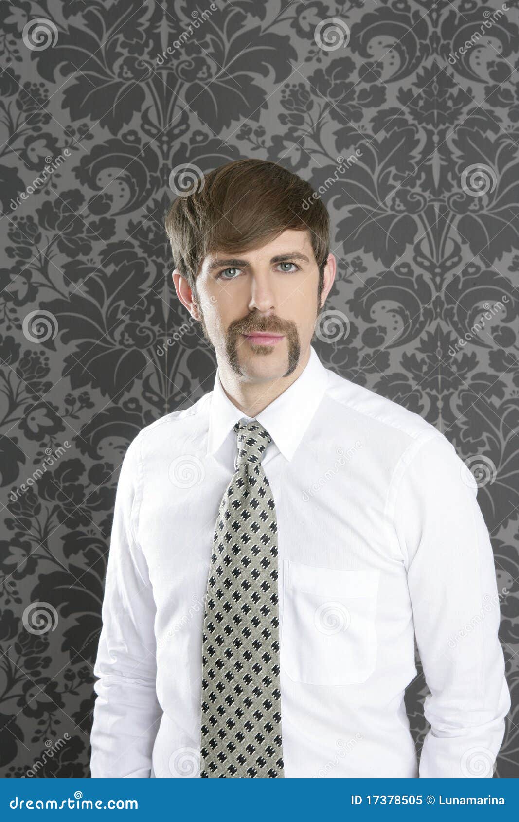 1067x1690  усик бизнесмена серый над ретро обоями Стоковое Изображение - изображение  насчитывающей способ, болван: 17378505