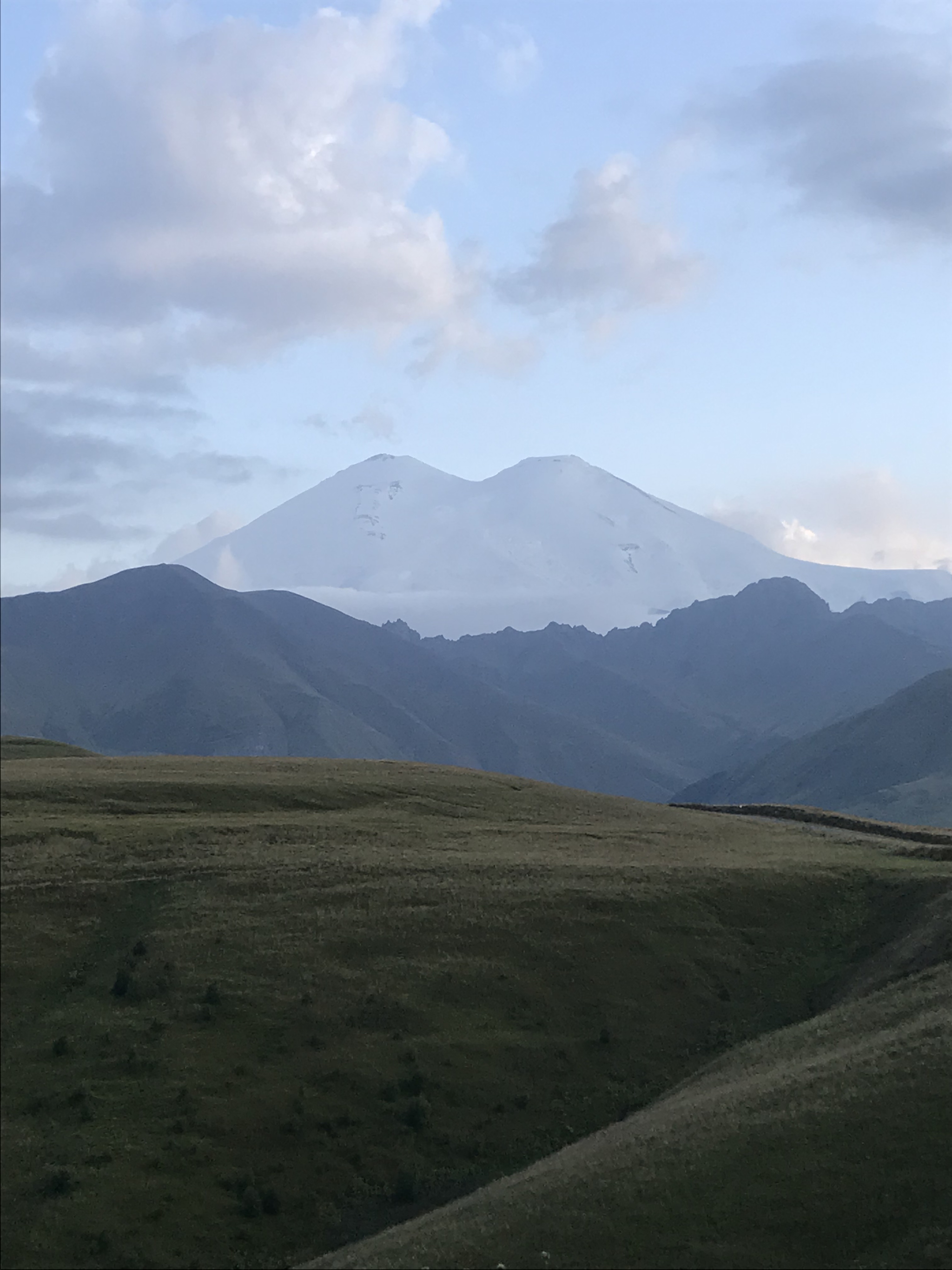 2048x2731  Дедушка Эльбрус | Пикабу