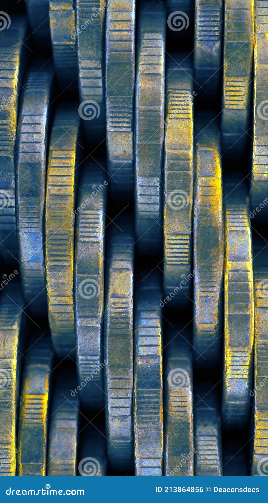 900x1690  Синие и желтые обои телефона от краев монет закрываются вверх. Необычные  перевернутые вертикальные фона или местом на деньги Стоковое Фото -  изображение насчитывающей весточка, русско: 213864856