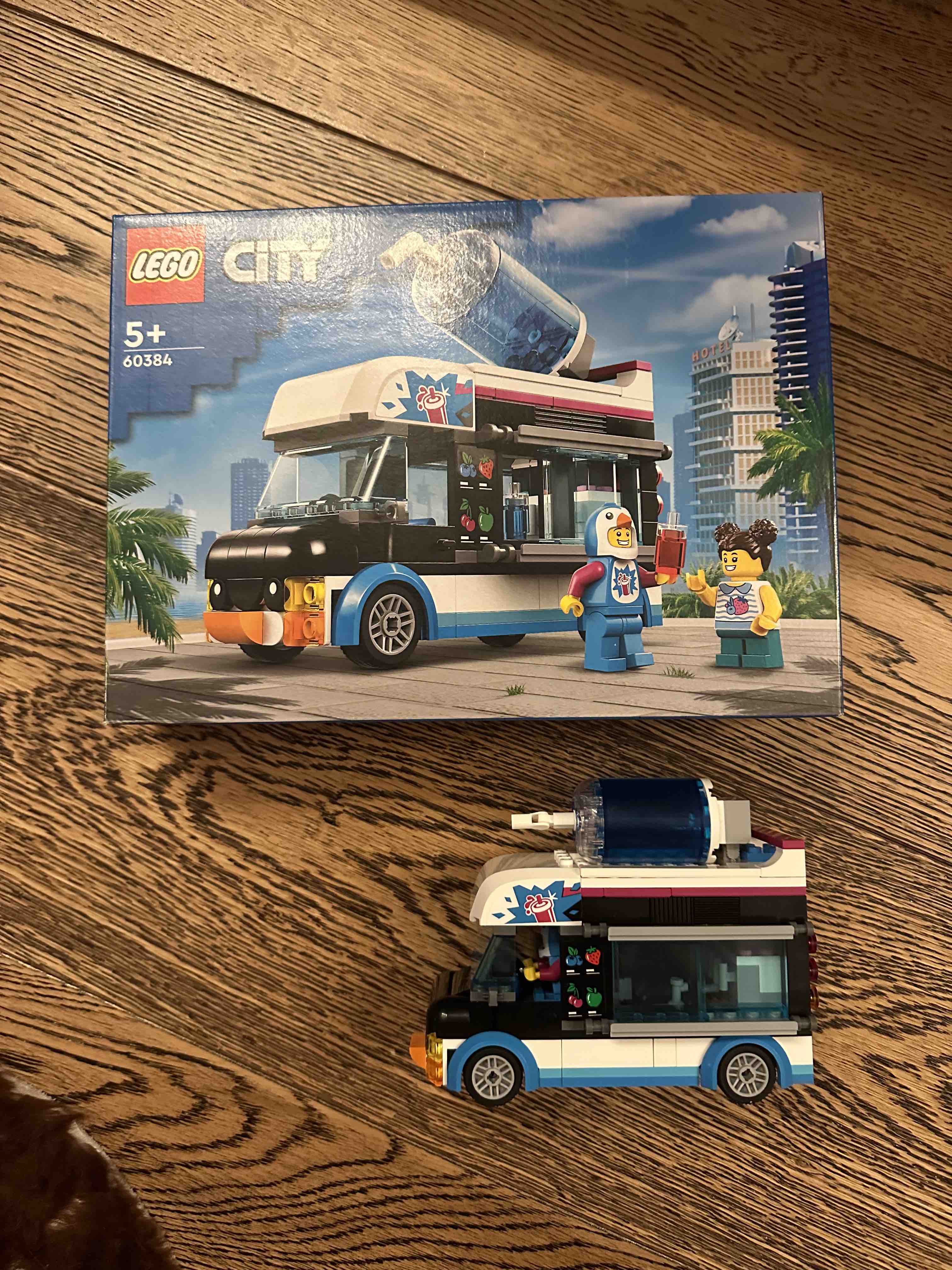3024x4032  Отзывы о конструктор LEGO City 60384 Фургон для шейков Пингвин, 194 детали,  60384 - отзывы покупателей на Мегамаркет | конструкторы LEGO 60384 -  600010708961