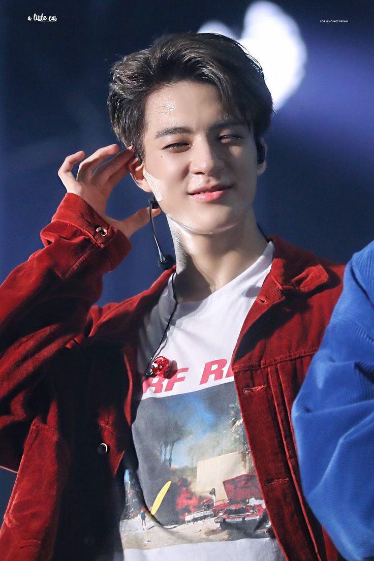 736x1104  Stray Kids Wallpaper | Stray kids seungmin, Kids groups, Kids wallpaper