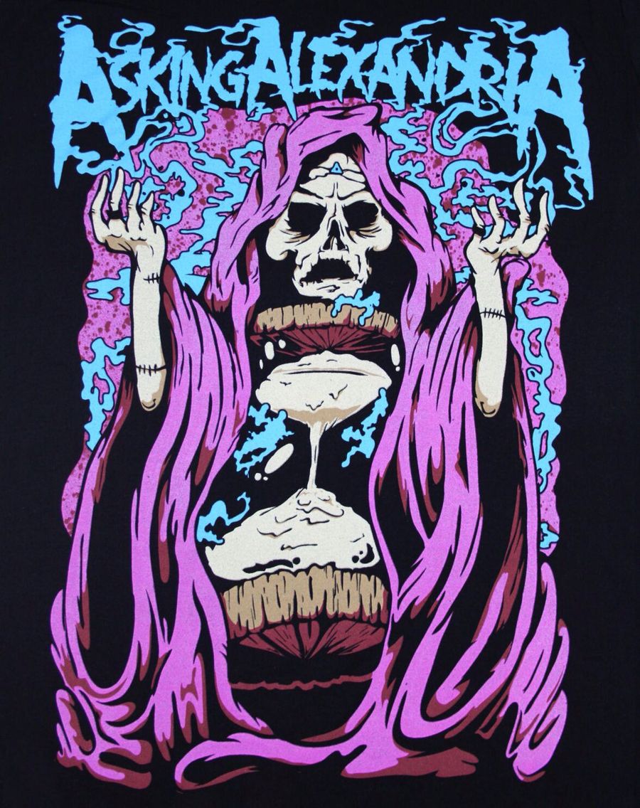 900x1136  CapCut_alone в комнате спрашивает Александрию