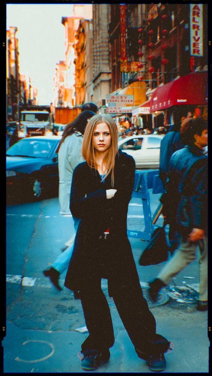 675x1200  Обои Аврил Лавин «Let Go» (HD): r/avrillavigne