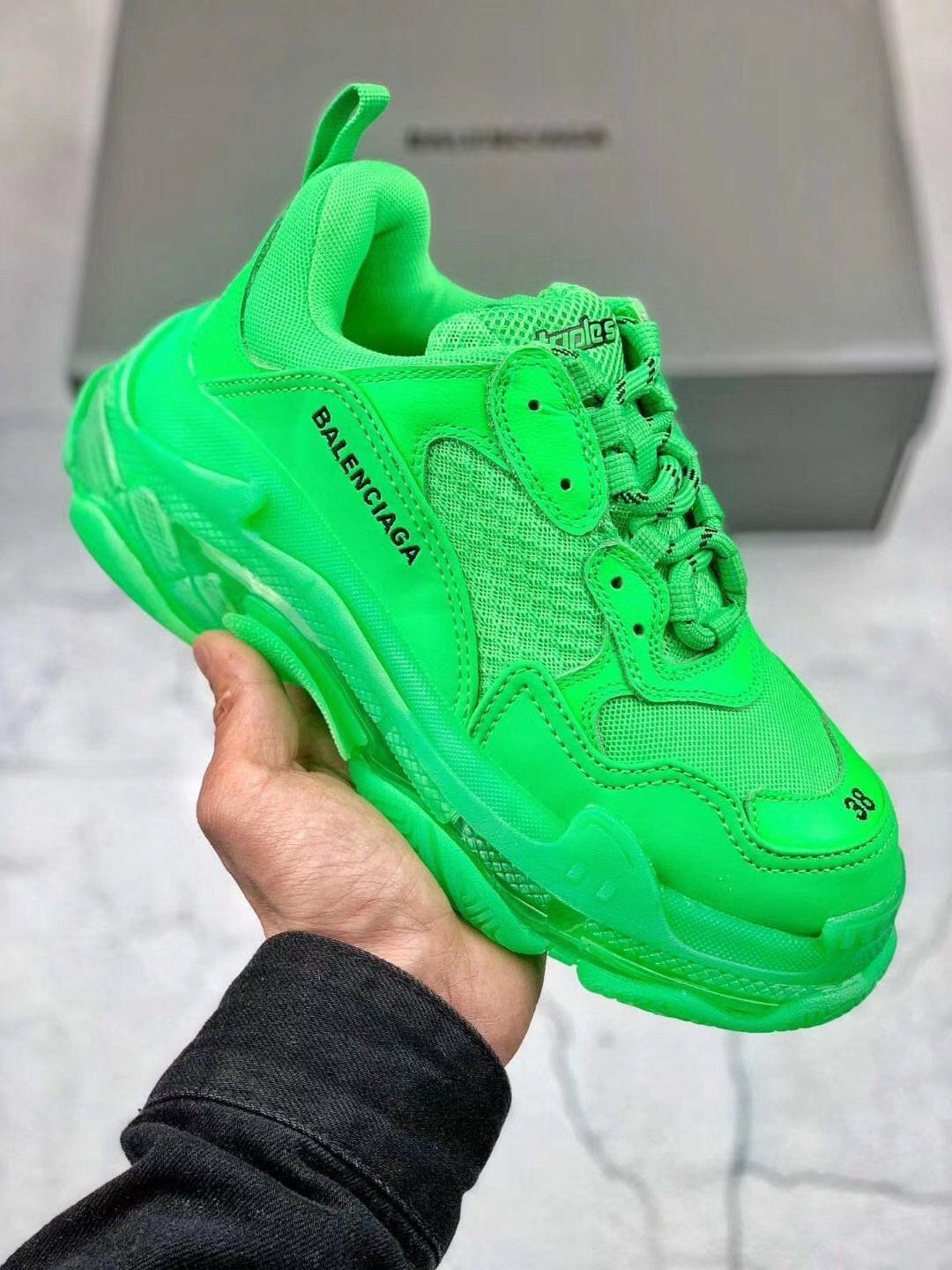 1080x1440  Balenciaga Triple S Обои — Обои Пещера