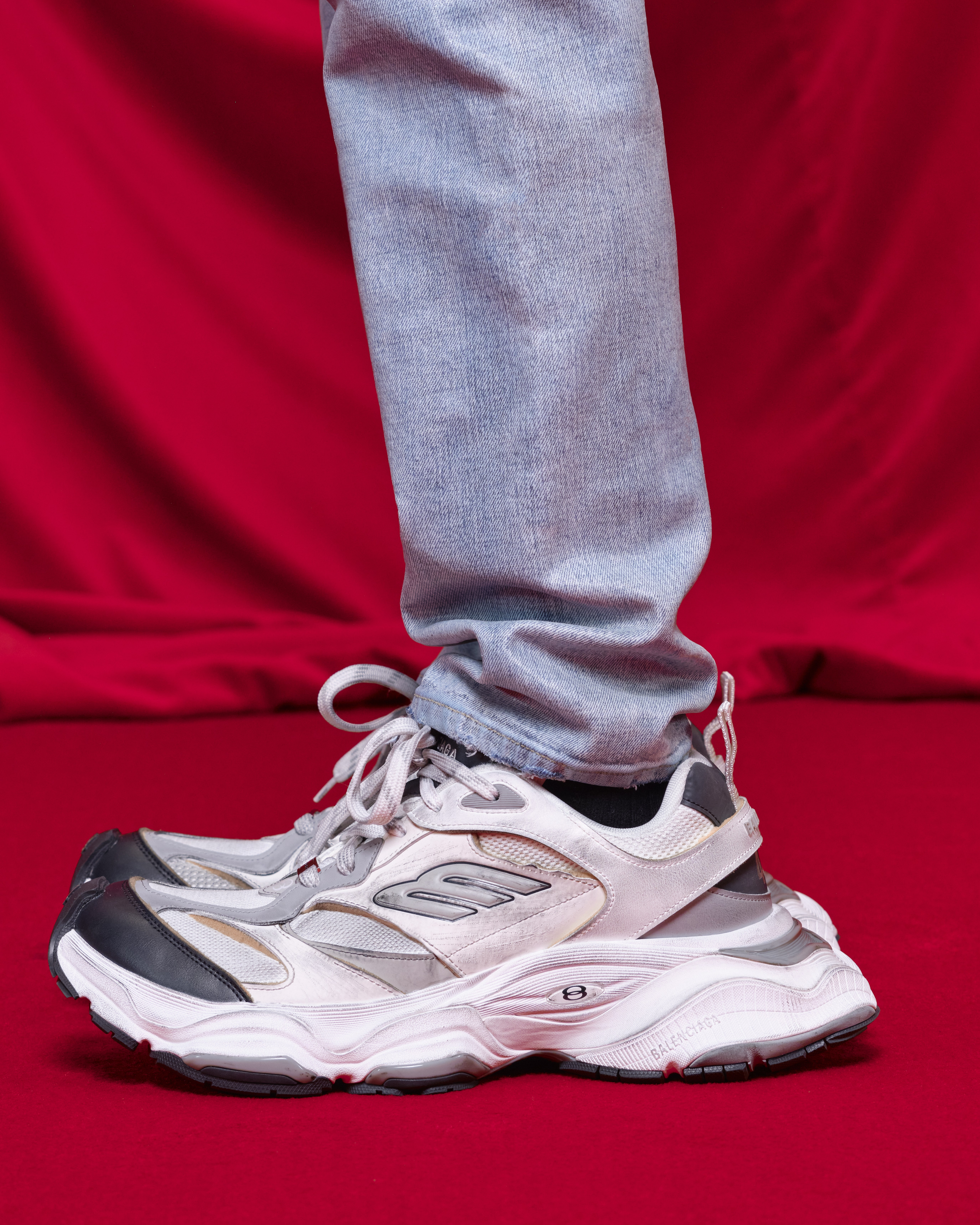 5500x6875  100+] Обои Баленсиага | Обои.com