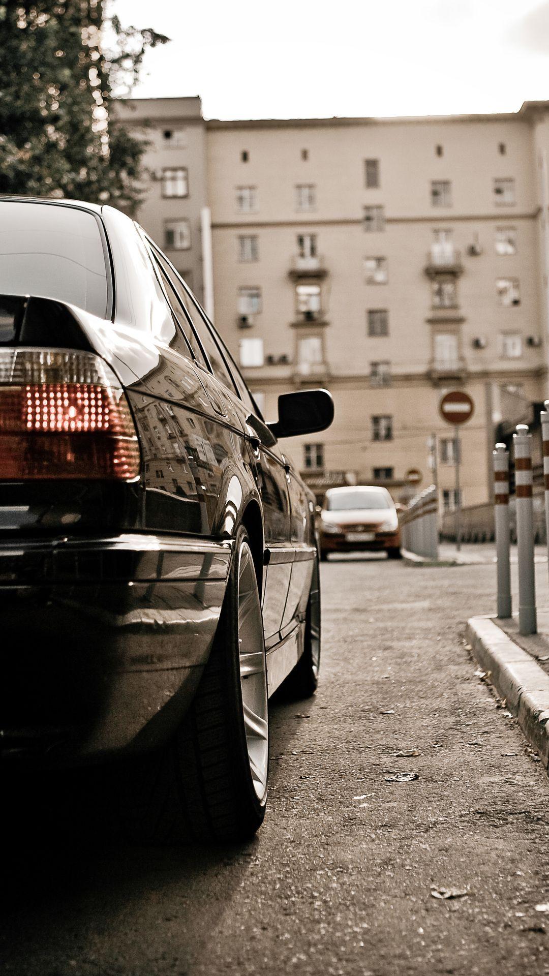 1080x1920  BMW E38 Обои - Пещера обоев