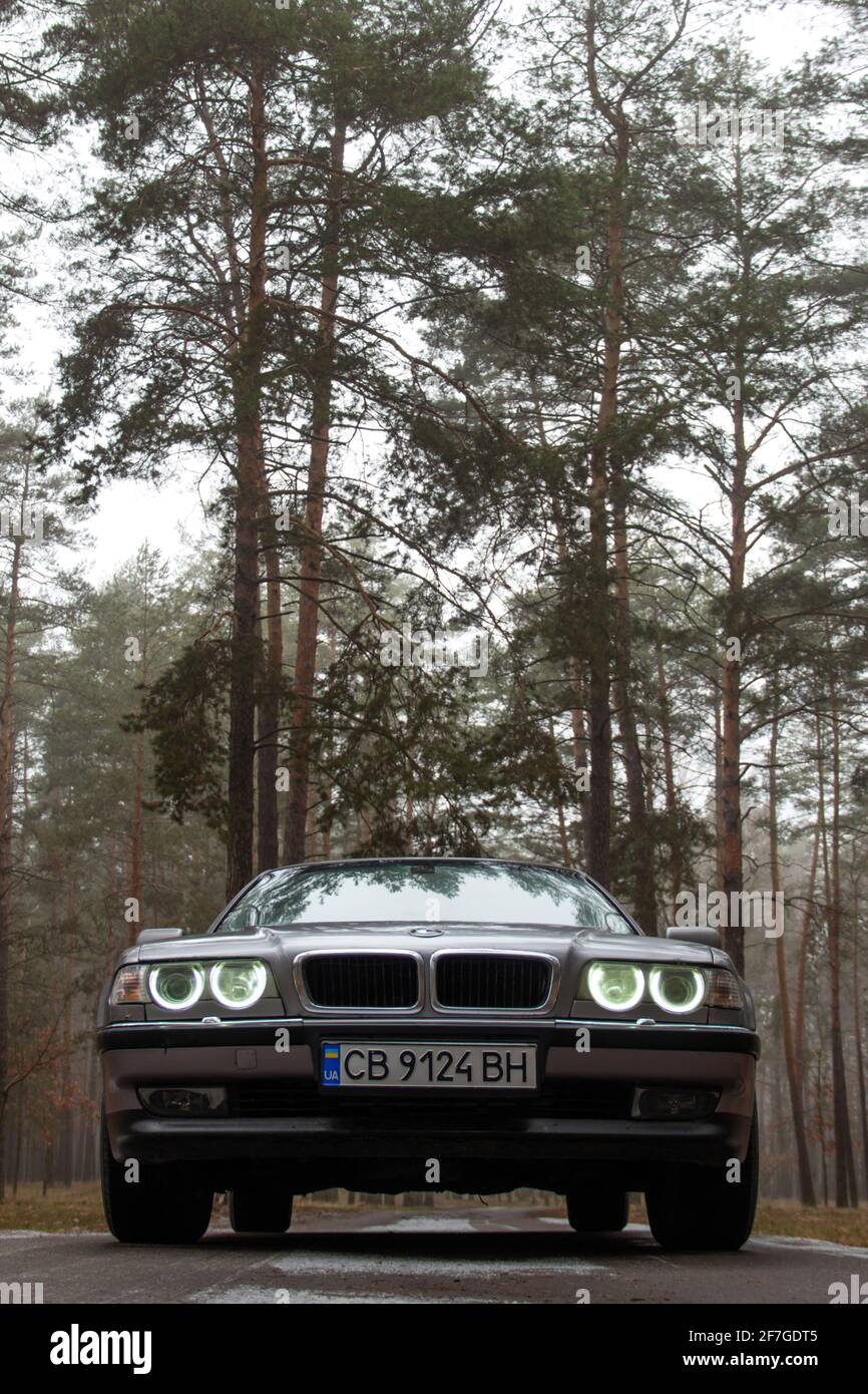 866x1390  Bmw e38 стоковые фотографии и изображения в высоком разрешении — Alamy