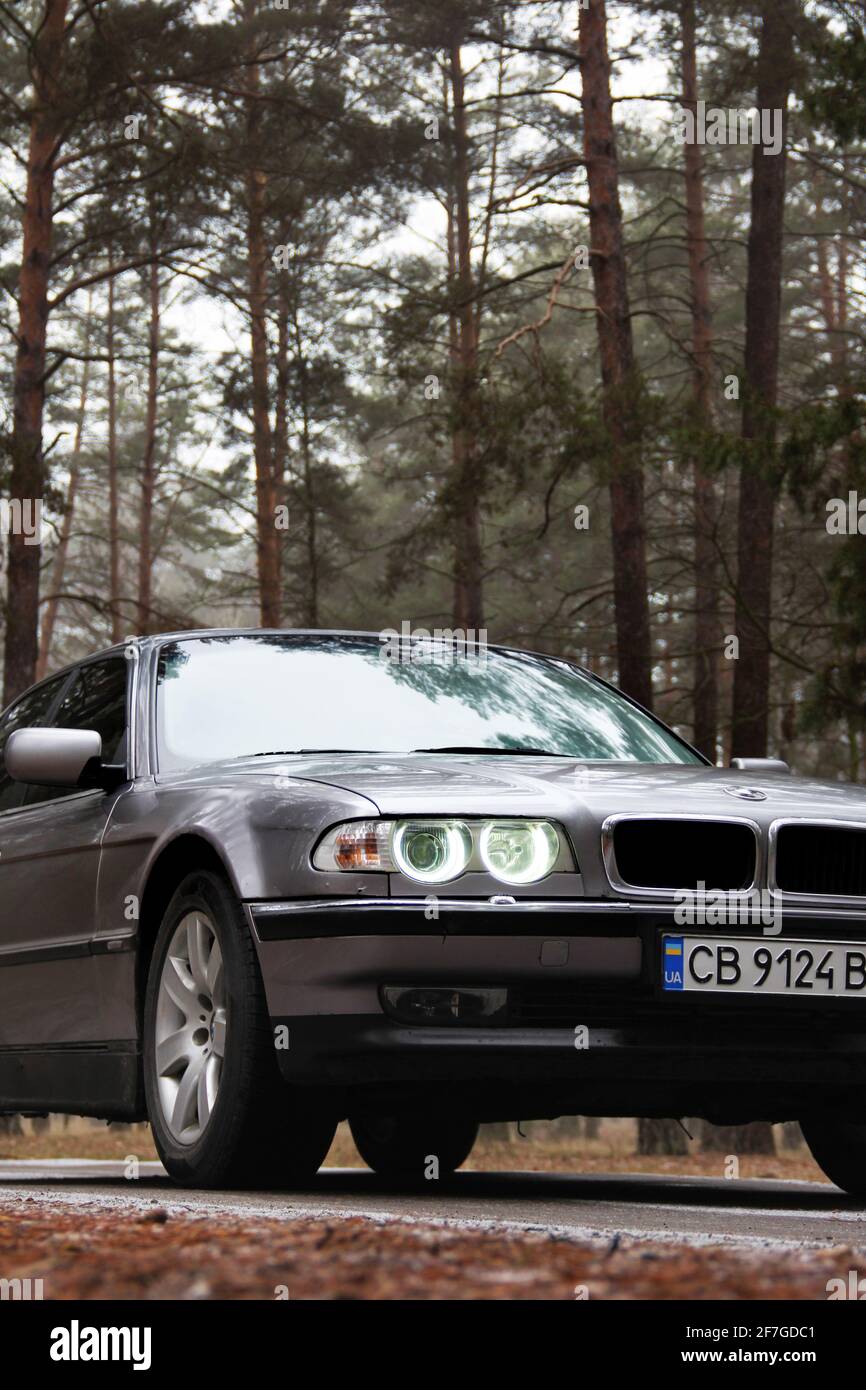 866x1390  Bmw e38 стоковые фотографии и изображения в высоком разрешении — Alamy
