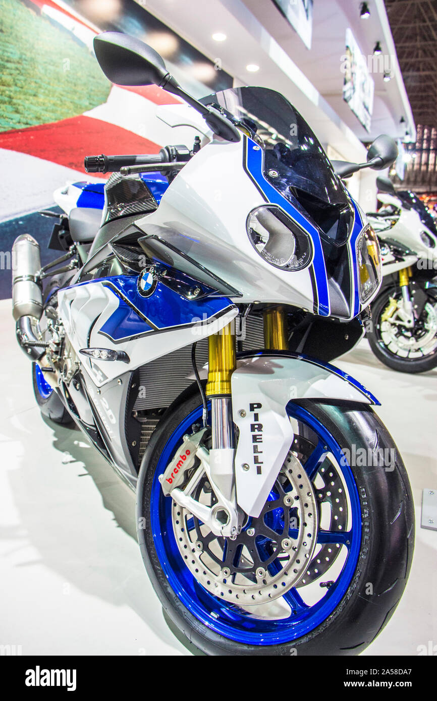 866x1390  Обои BMW 700 HD | Pxfuel