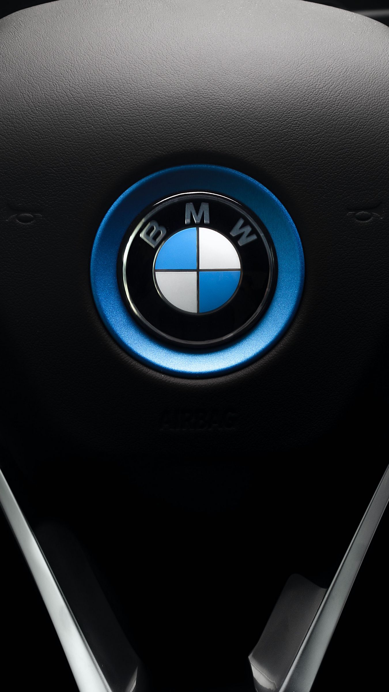 1350x2400  Скачать 1350x2400 bmw, автомобиль, руль, черный, бренд обои, картинки  iphone 8+/7+/6s+/6+ for parallax