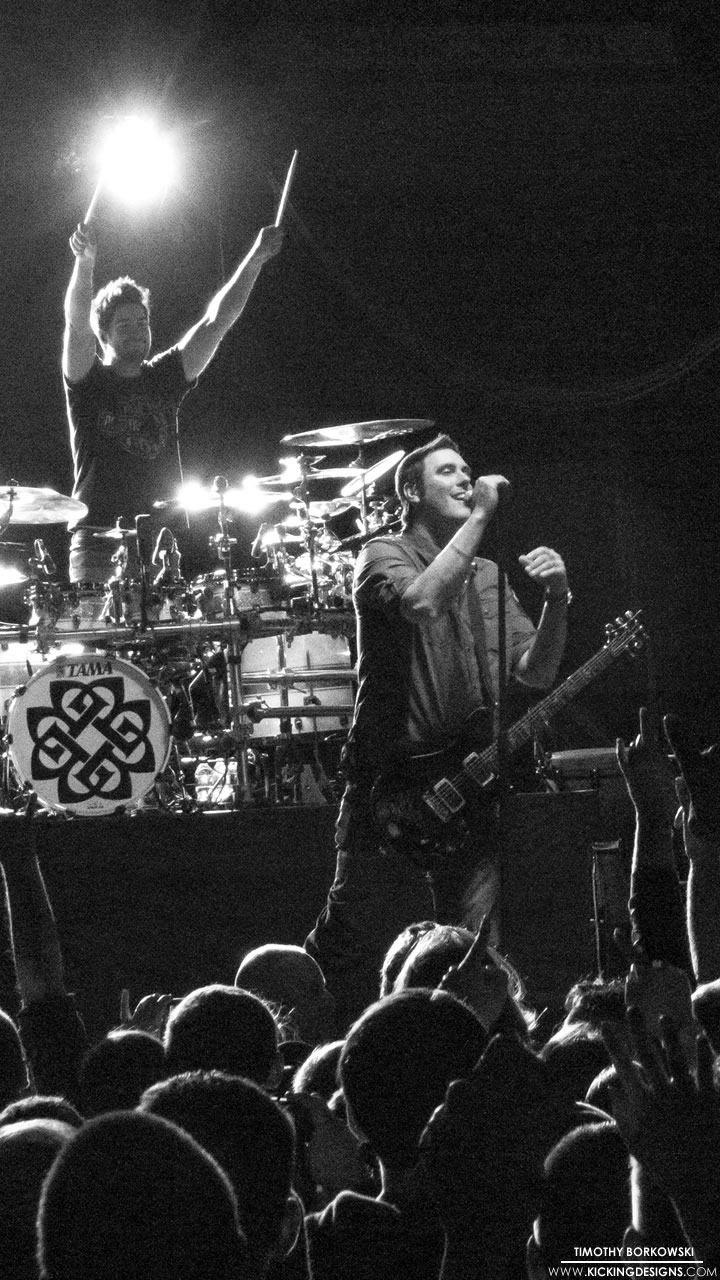 720x1280  Breaking Benjamin 4-3-2015 Обои Фон | Ударные дизайны