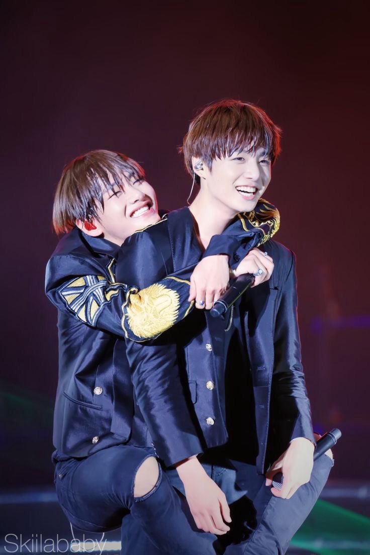 736x1104  soo⁷ на X: \"фотки taekook без кадрирования; нужная тема https://t.co/gj4UwPQwAB\" / X