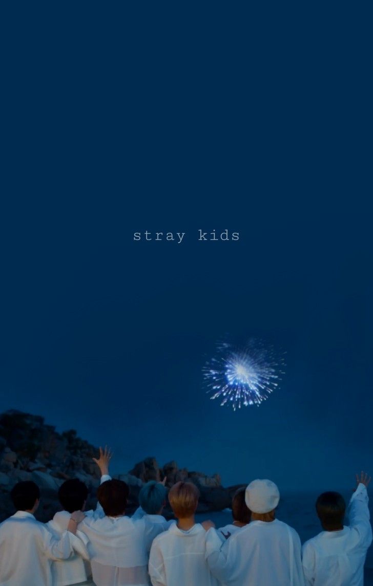 728x1145  7 раз, когда ARMY смогли мельком увидеть обои BTS | Bonnie 김 | Дзен