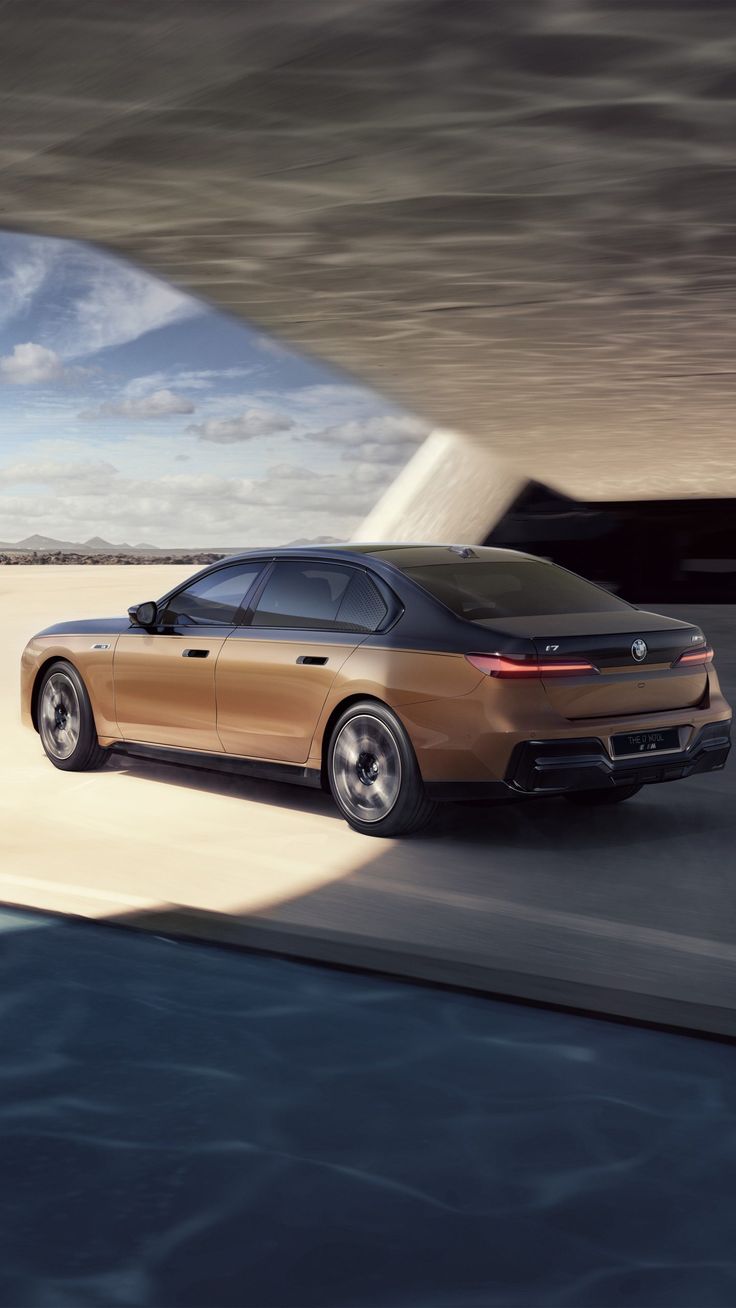 736x1308  BMW i7 M70L xDrive в 2023 году | Электромобили, Bmw, Лучшее фото автомобиля