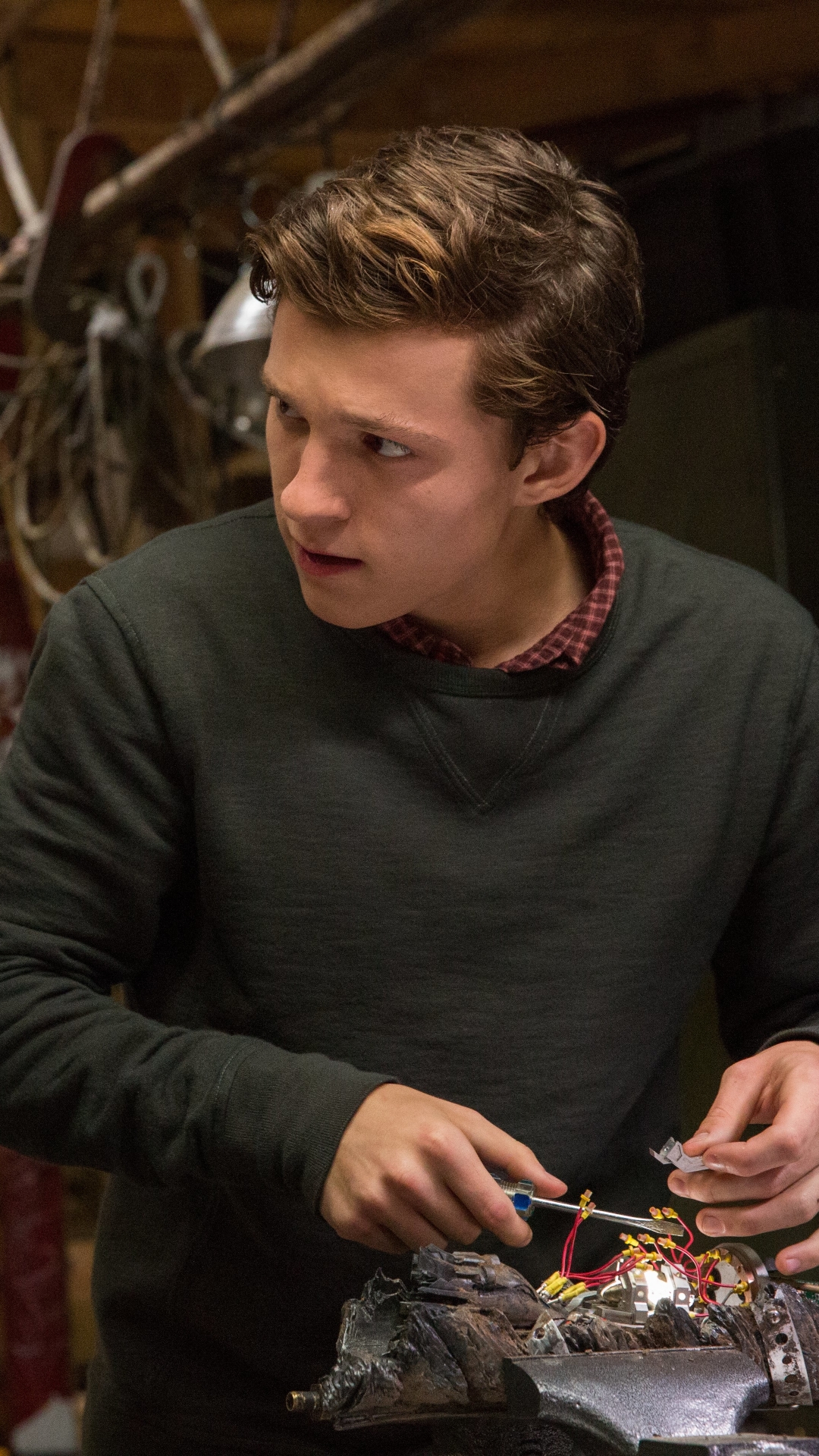 1080x1920  Скачать обои \"Джейкоб Баталон\" на телефон в высоком качестве, вертикальные  картинки \"Джейкоб Баталон\" бесплатно