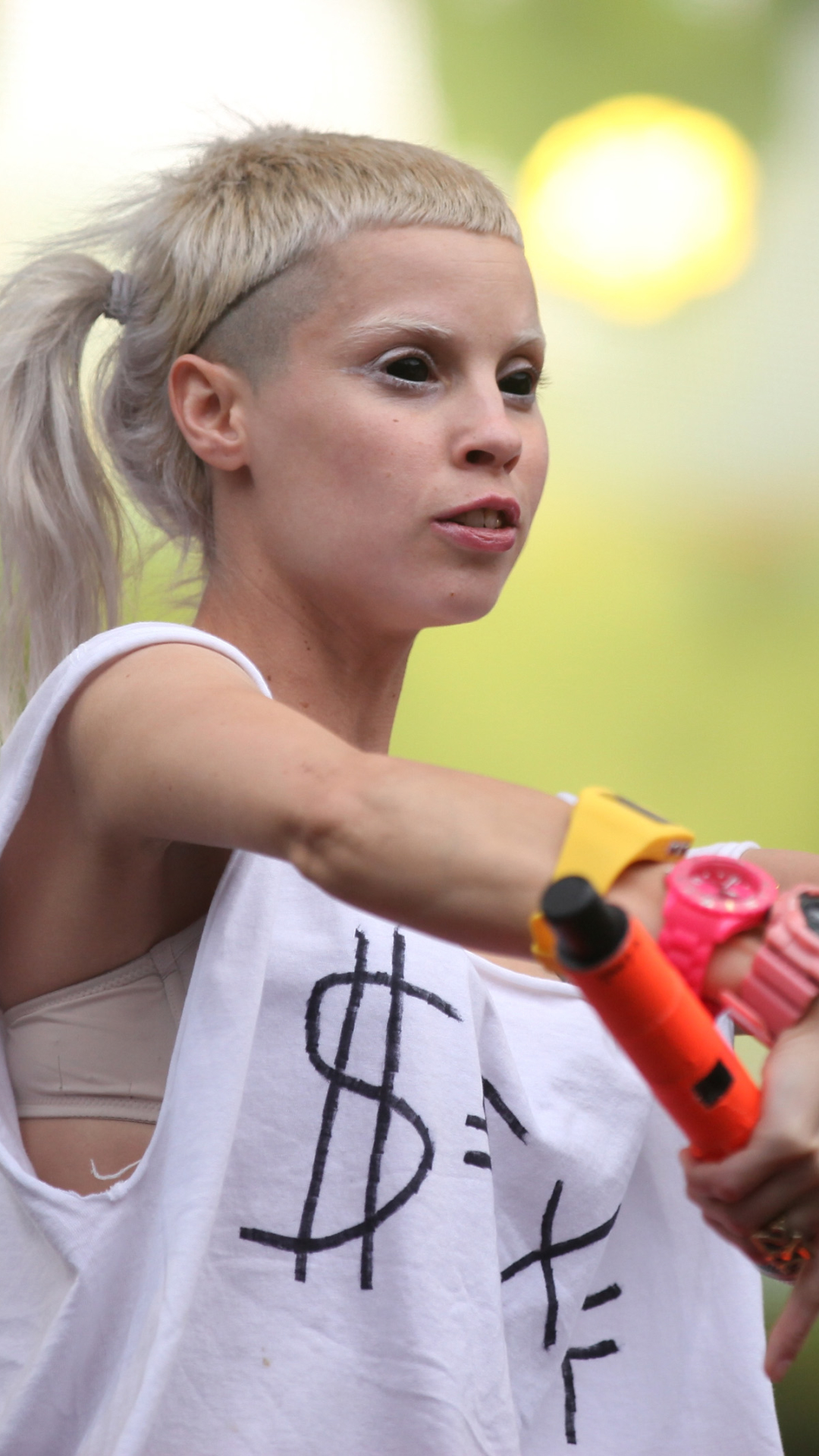 1080x1920  Скачать картинки «Йоланди Виссер» на телефон, бесплатные HD картинки «Йоланди Виссер»