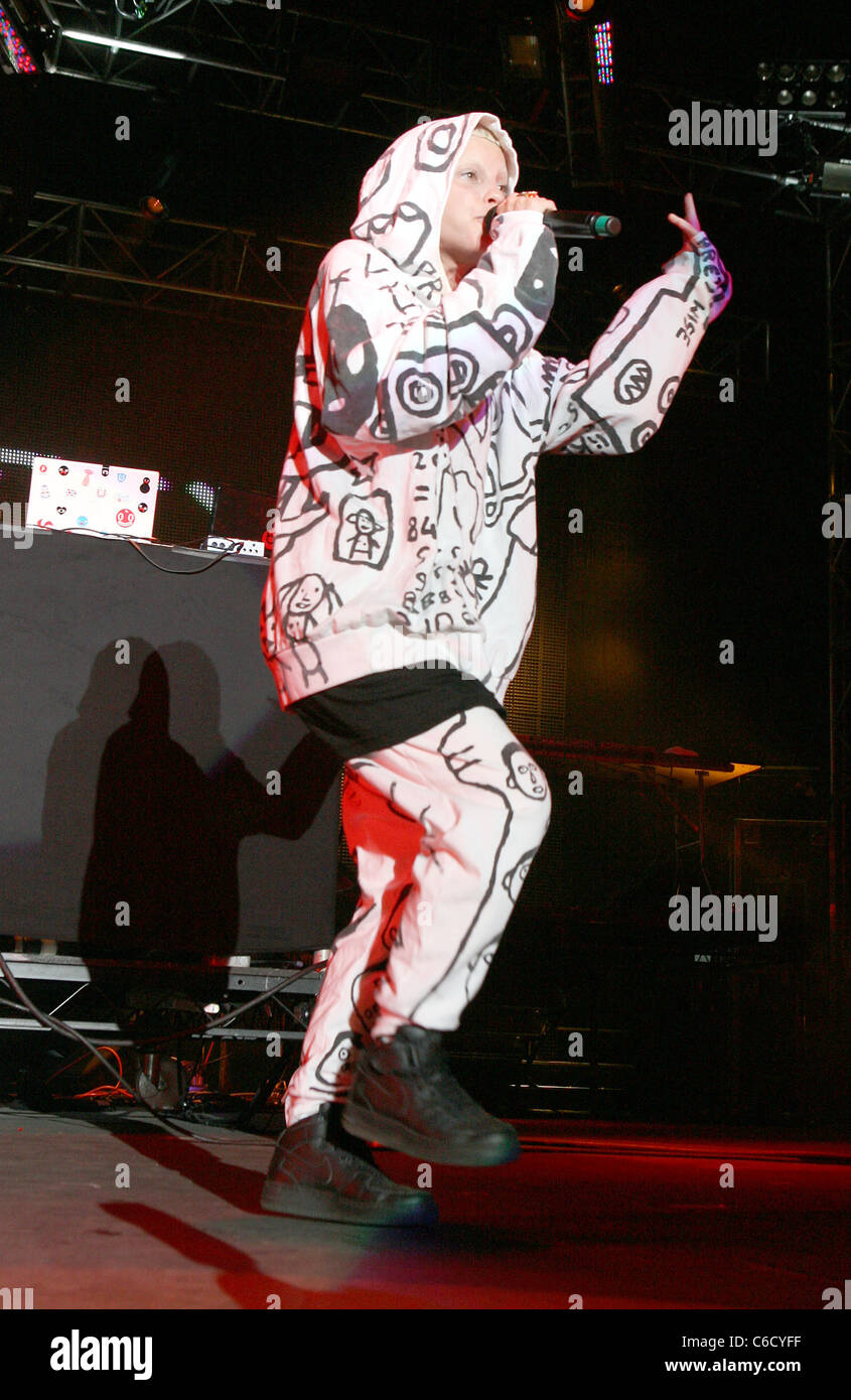 845x1390  Круглый абстрактный фиолетовый узор фона iPhone 8 Обои | Обои iphone love, Фоновые узоры, Обои для iPhone 6