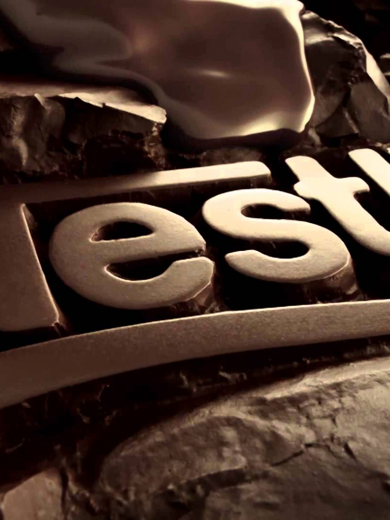 768x1024   Скачать бесплатно обои Nestle glitter logo creative бронзовый металл [2560x1600] для рабочего стола Мобильный \ u0026 Tablet | Изучите 26+ обоев Нестле | Обои Нестле 