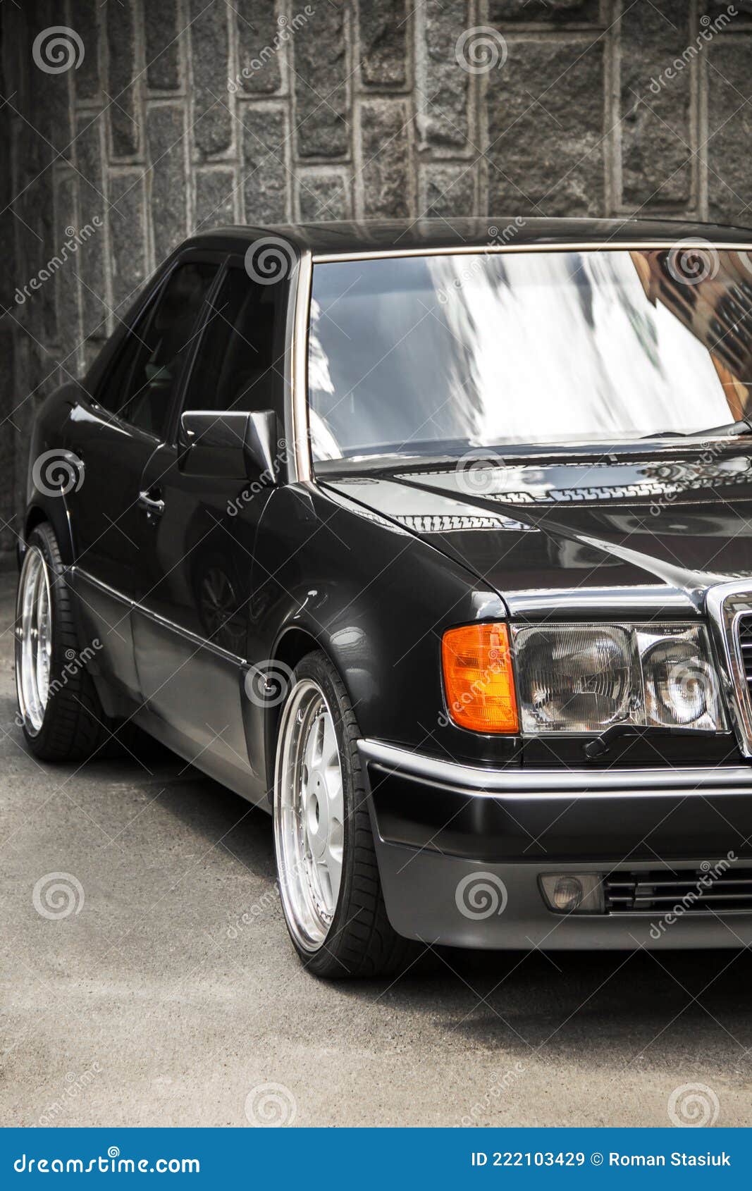 1067x1690  Mercedes W124, Benz, e200d, e300d, e500, HD обои для телефона | Пикпикселей