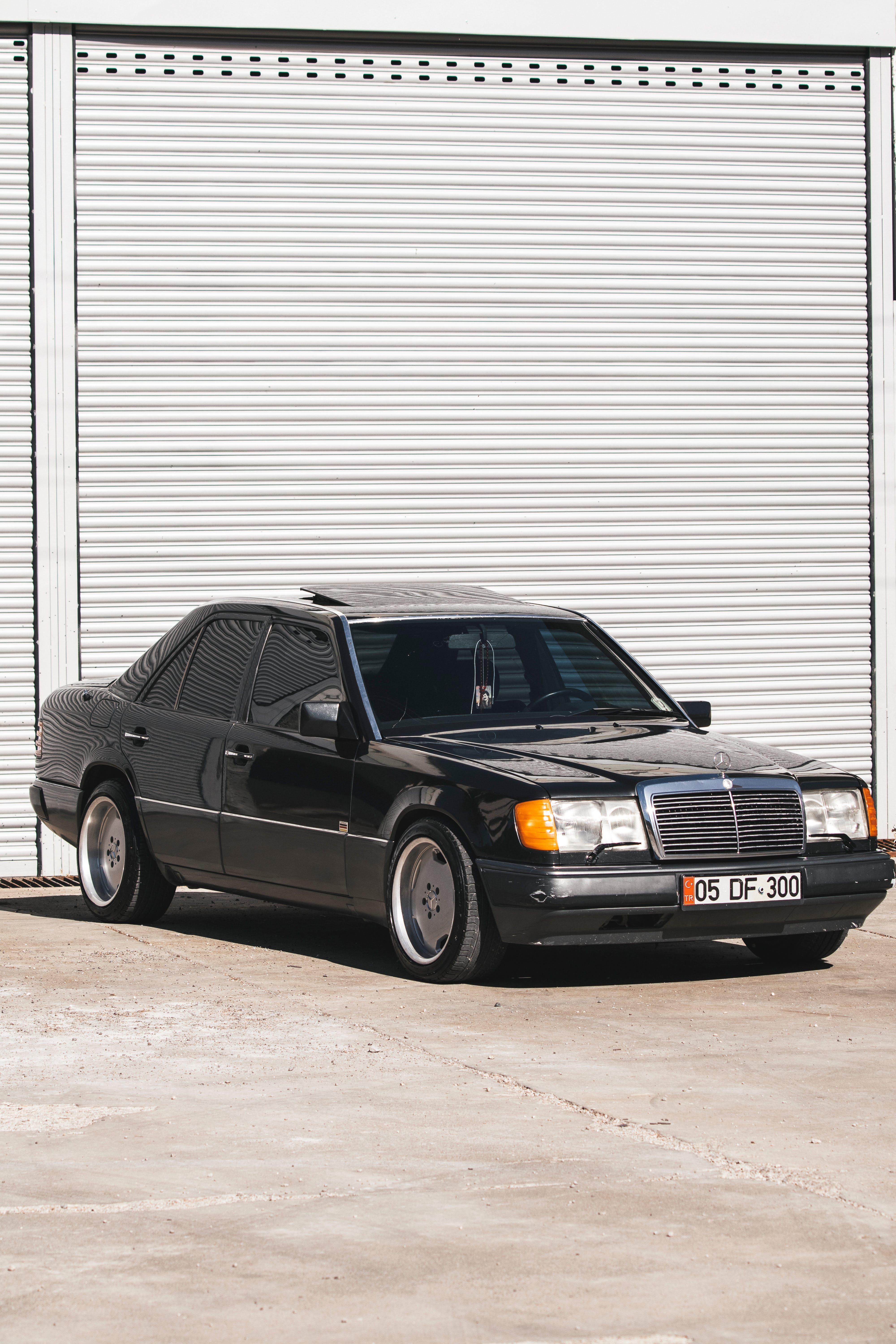 4000x6000  Mercedes Benz W124, ce300, купе, олдтаймер, спорт, HD обои для телефона | Пикпикселей
