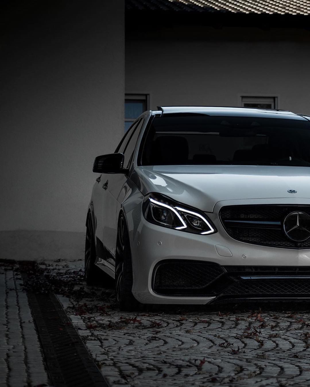 E63 amg w212 обои на телефон