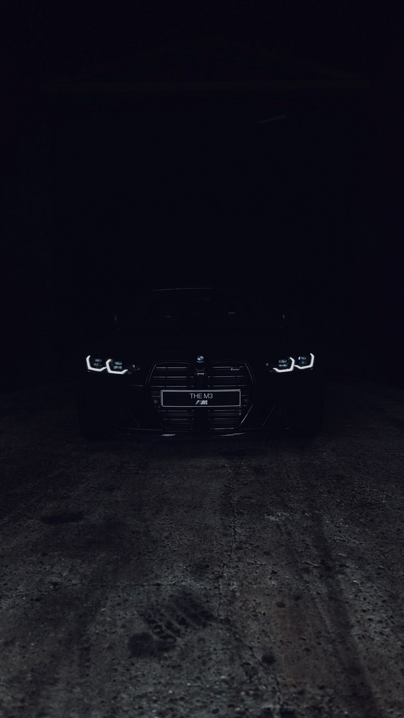 1350x2400  Скачать 1350x2400 bmw m3, bmw, машина, фары, черный, дорога, темный обои, картинки iphone 8+/7+/6s+/6+ for parallax