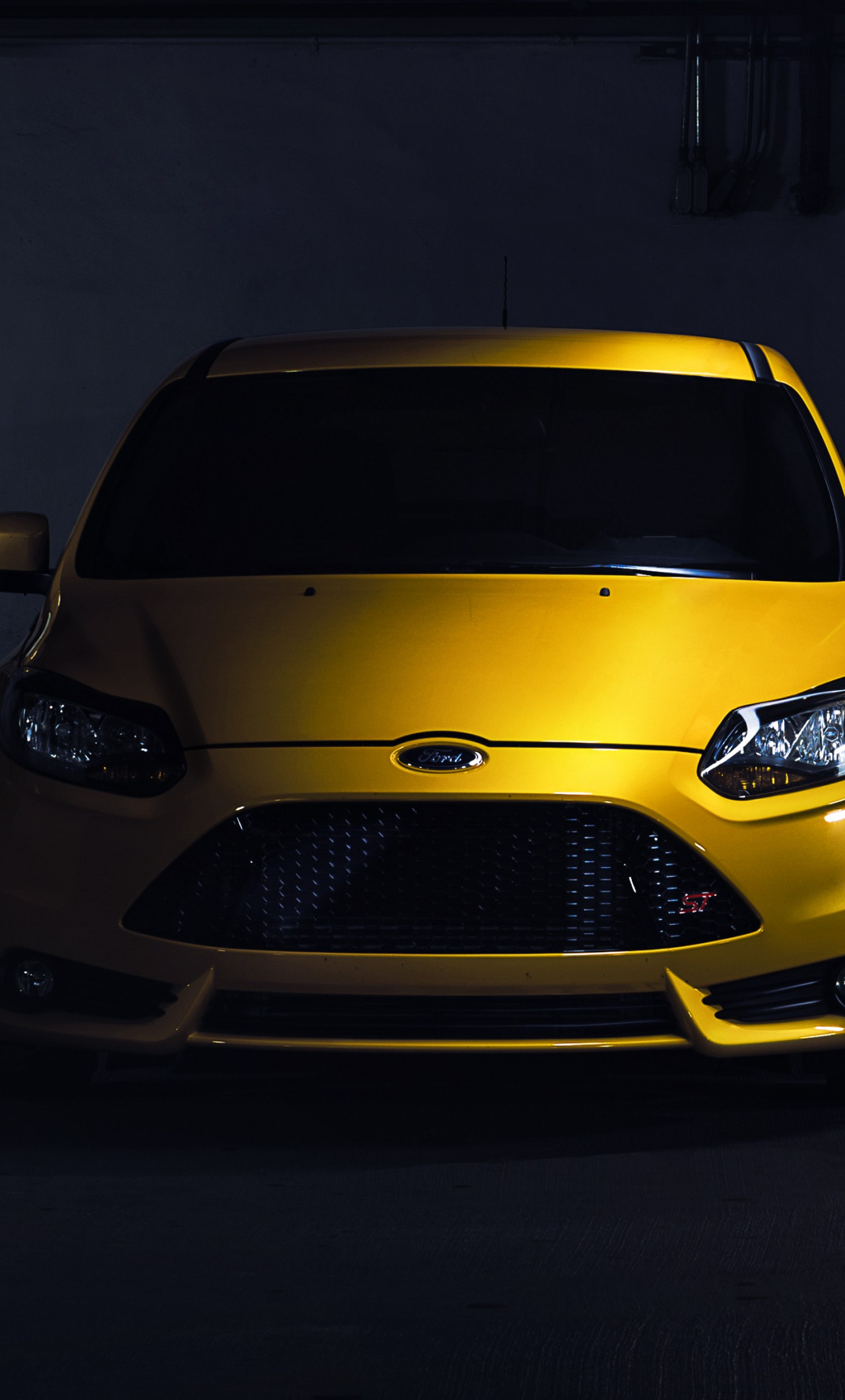 1280x2120   Скачать Ford Focus RS передние обои желтого автомобиля 1280x2120 iPhone 6 Plus