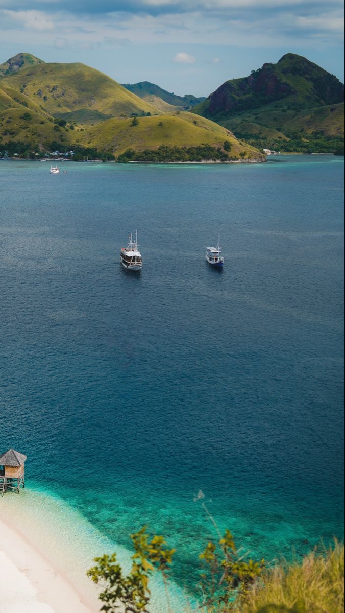 676x1200  Фон для сторис | горы | пейзаж | океан | обои HD | stories в 2023 г |  Пейзажи, Фон, Океан