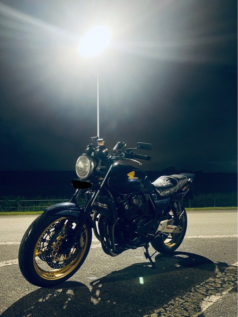 811x1080  Обои Honda Cafe Racer — Пещера обоев