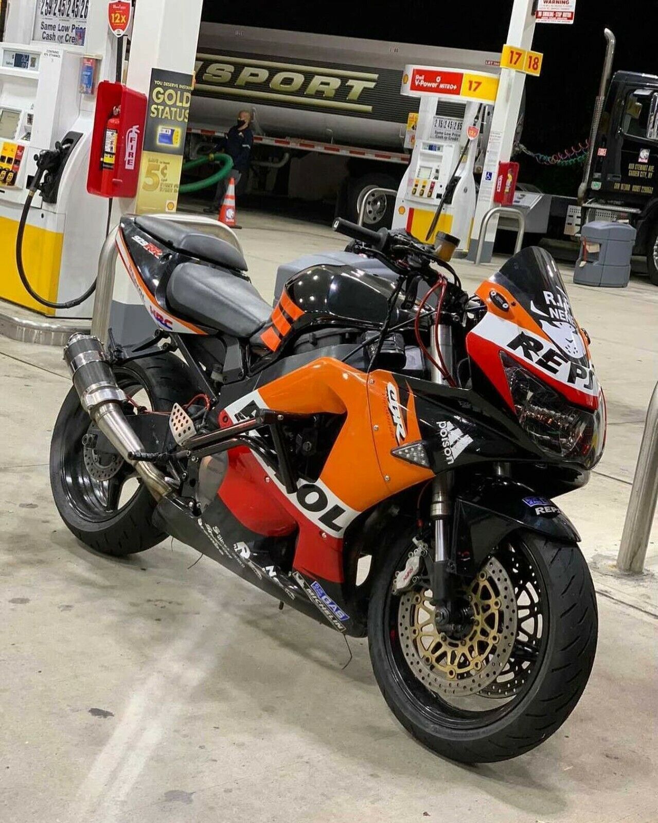 1279x1600  HD обои cbr1000rr | Пикпикселей