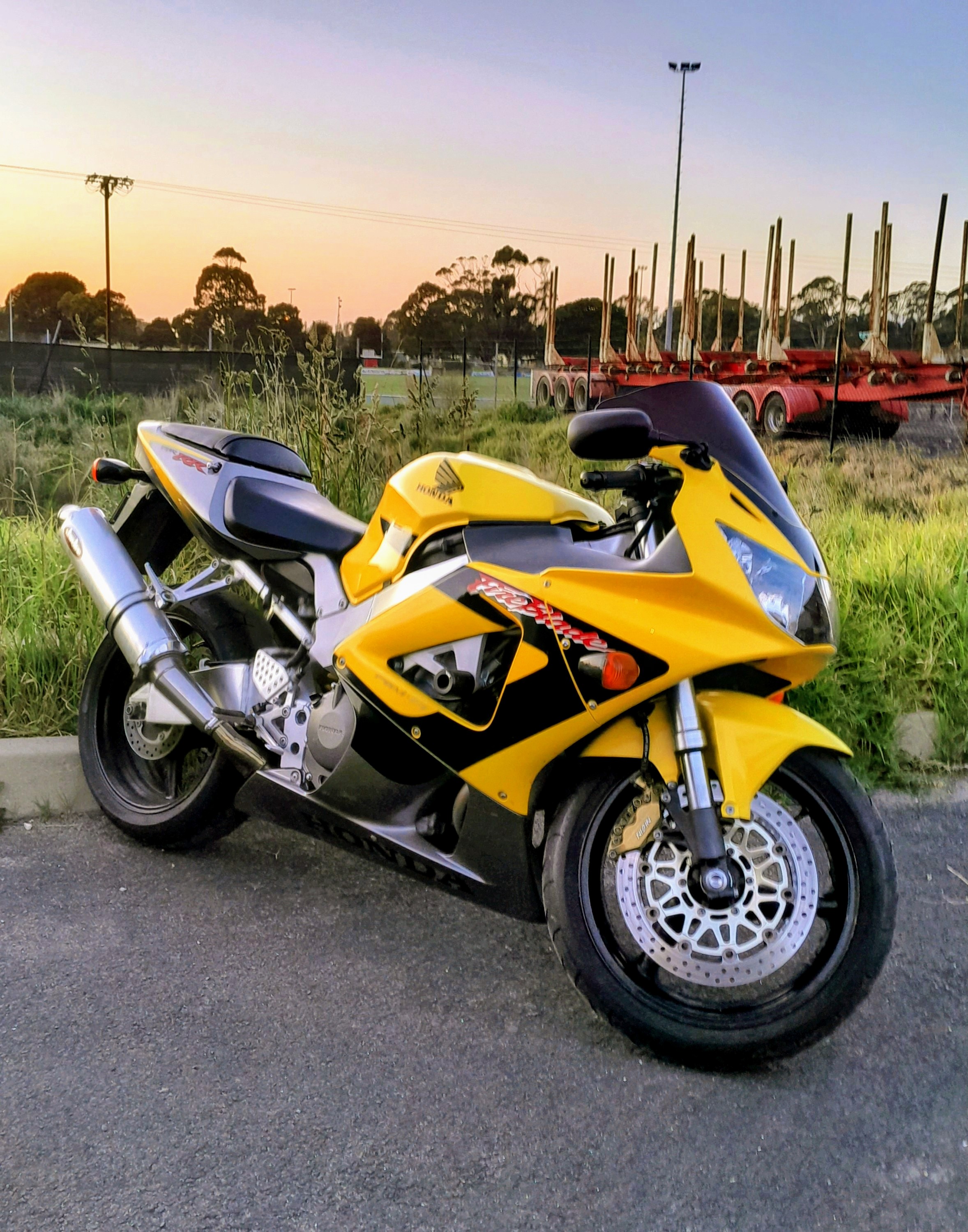 2356x2998  Тадао Баба и Honda наносят ответный удар с CBR929RR — из архива | Циклический мир