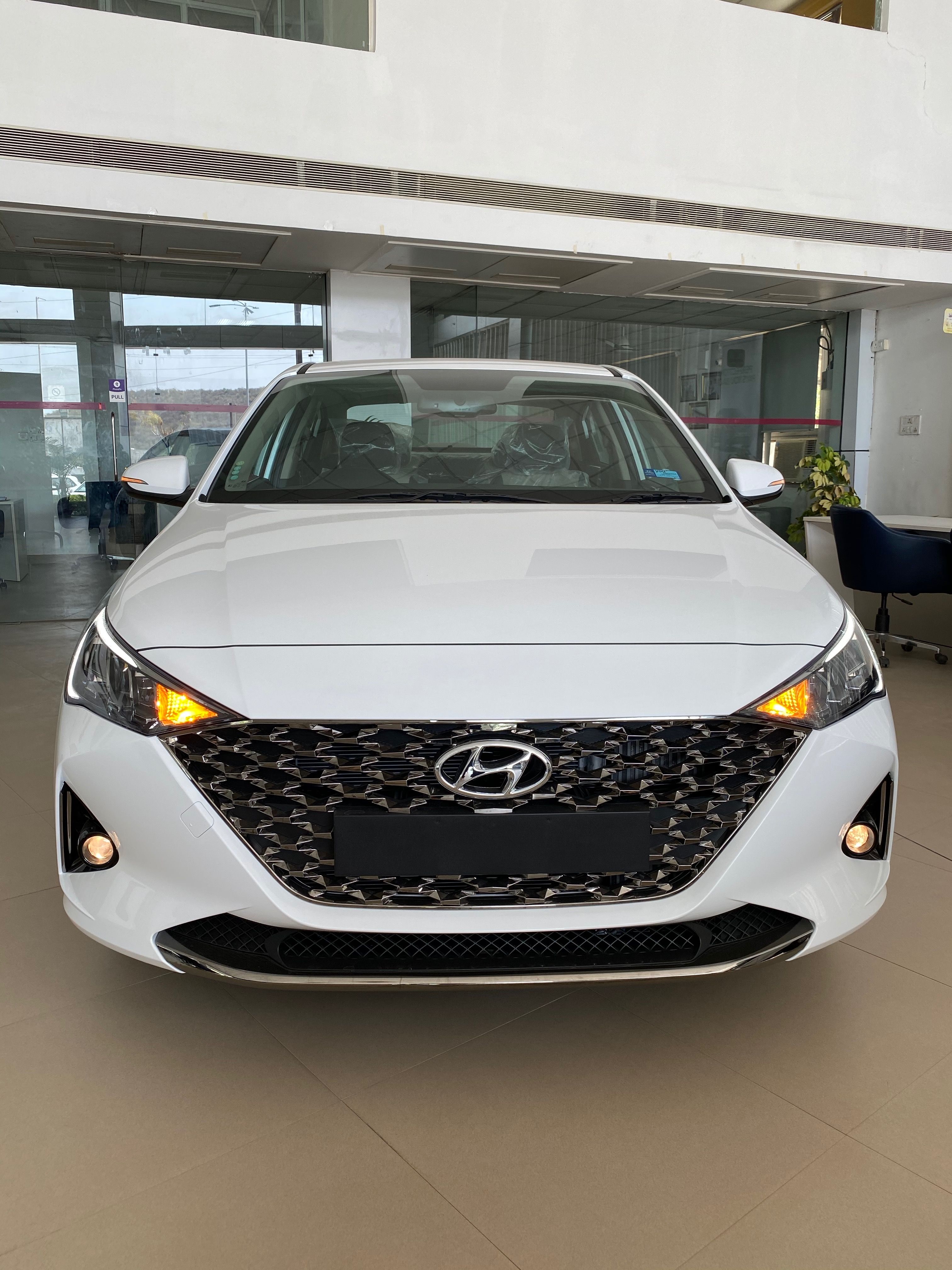 3024x4032  Hyundai Verna SX(O) 2020 – 16 лакхов | Обзор из реальной жизни | Hyundai, Новые автомобили Hyundai, Hyundai седан