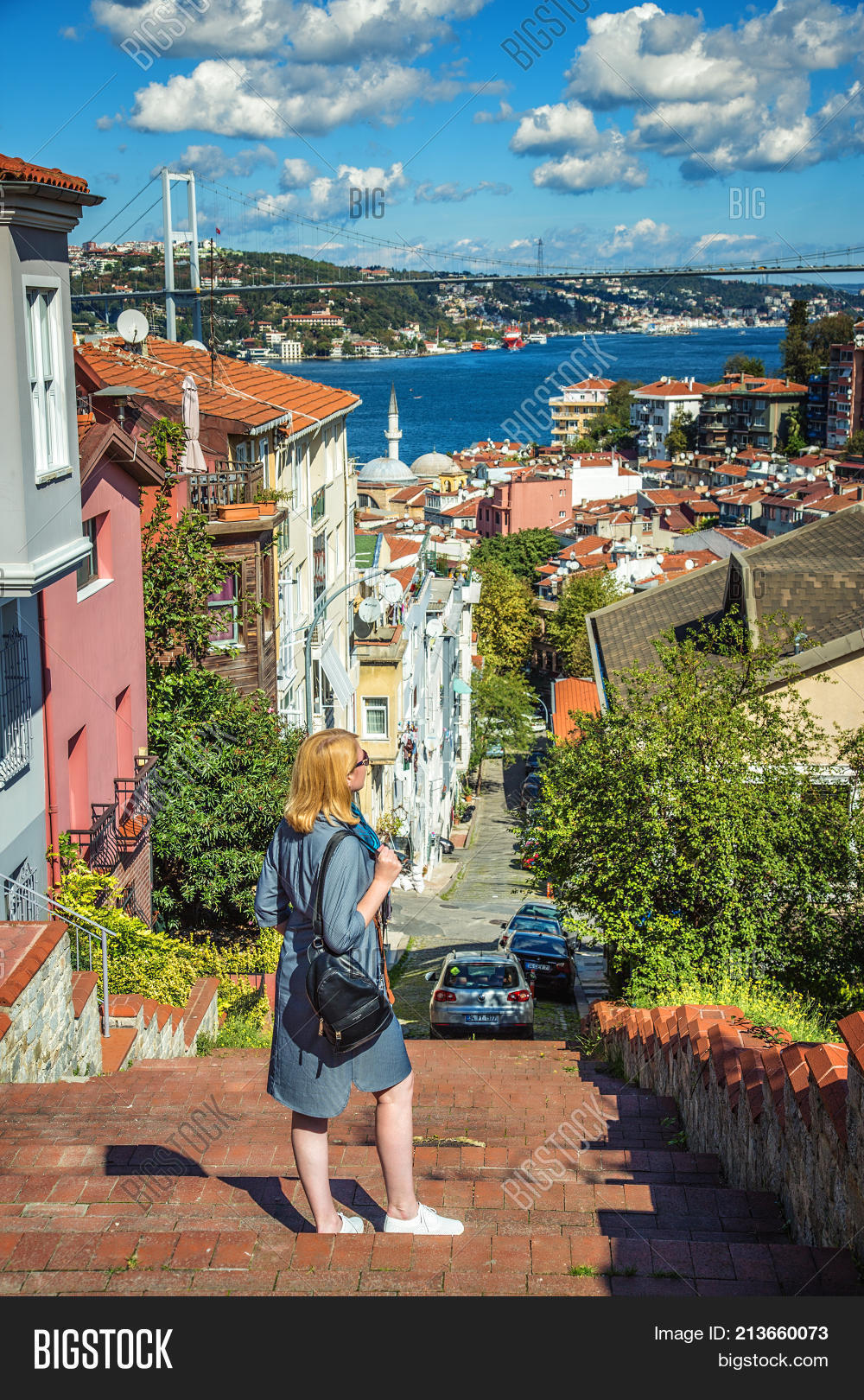 1000x1620  Босфорское море и мост в Стамбуле · Бесплатные стоковые фото