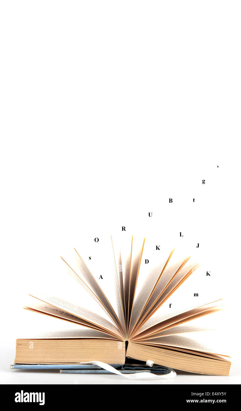 815x1390  Открытая большая книга стоковые фотографии и изображения в высоком разрешении - Страница 2 - Alamy